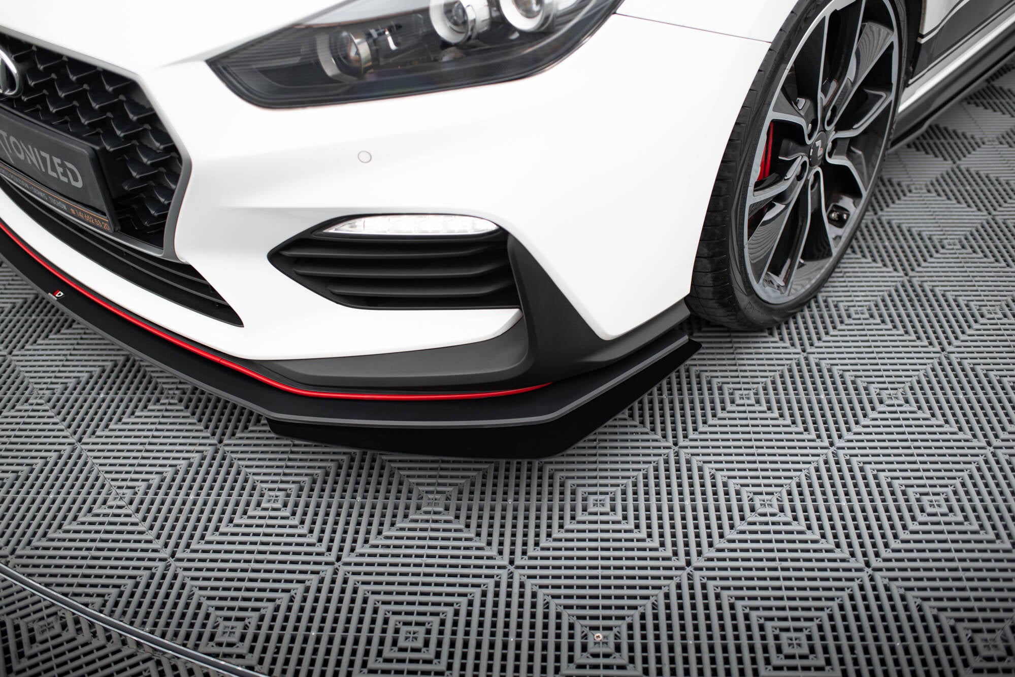 Street Pro Frontlippe für + Flaps für Hyundai I30 N Mk3 Hatchback / Fastback