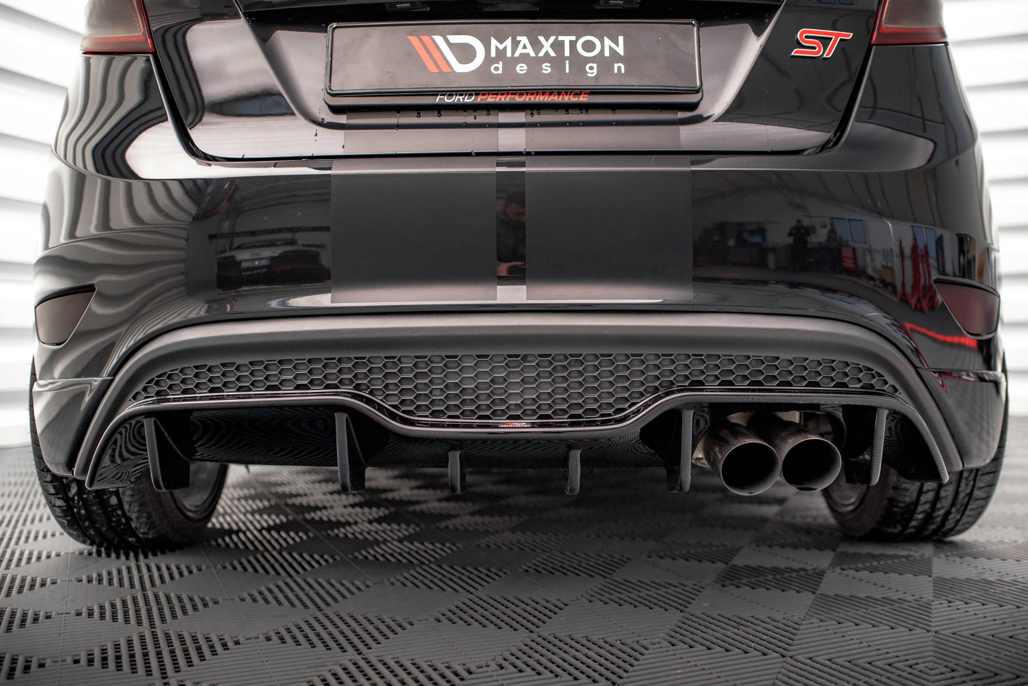 Diffusor Heck Ansatz für Ford Fiesta ST (5-Türige version) Mk7 Facelift