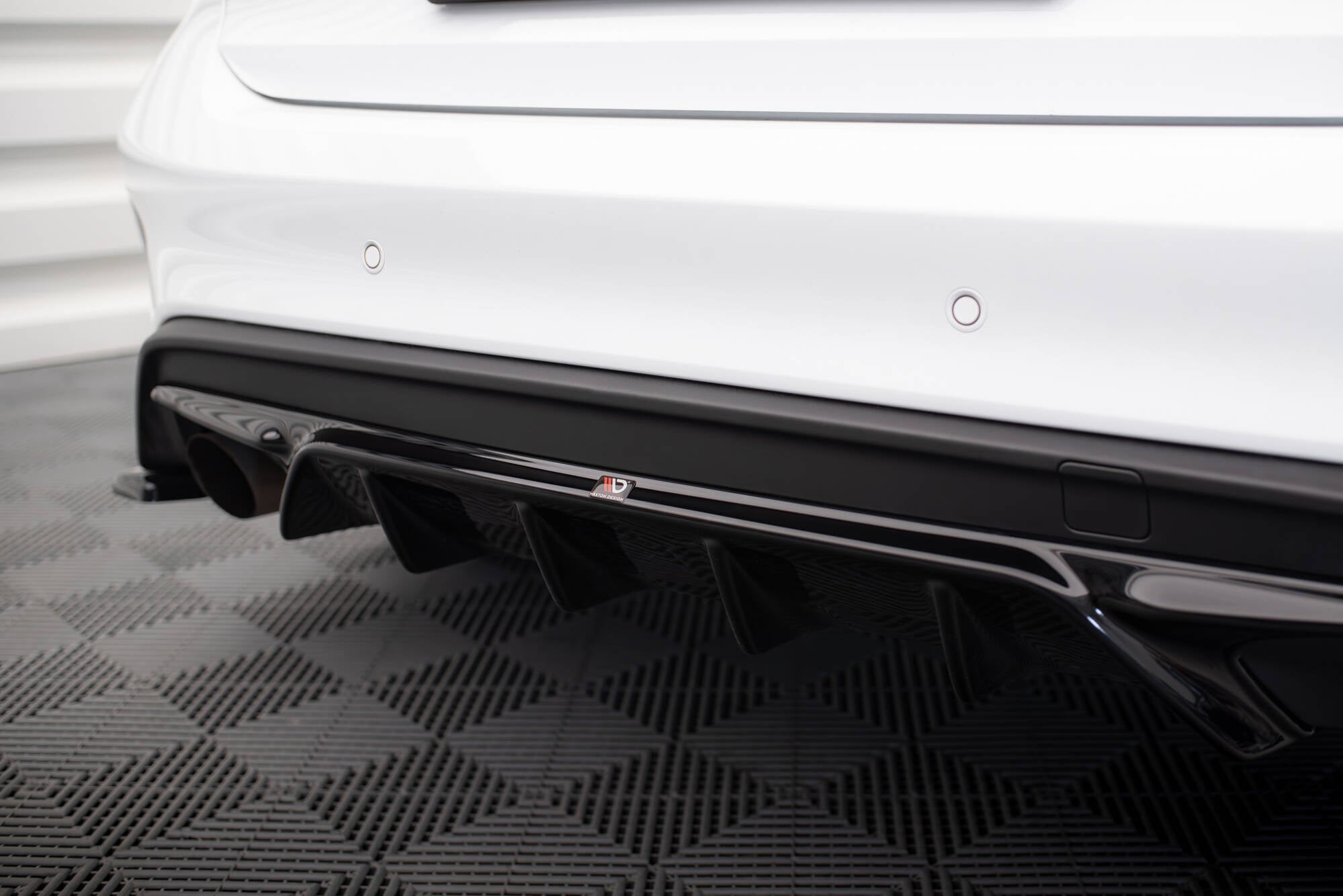 Diffusor V2 Heck Ansatz für Ford Focus Hatchback ST Mk4