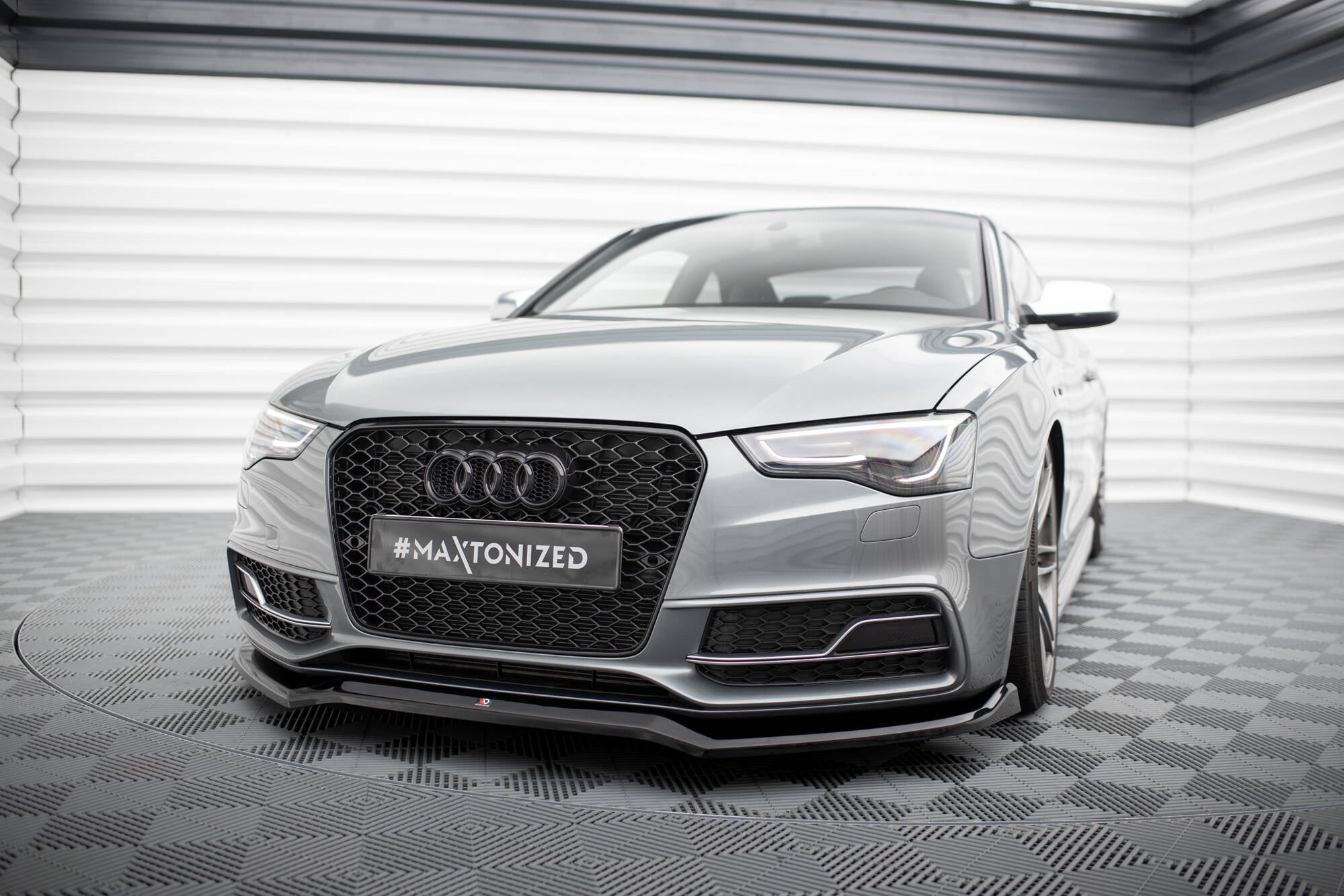 Frontlippe V4 für Audi S5 / A5 S-Line Coupe / Sportback 8T Facelift