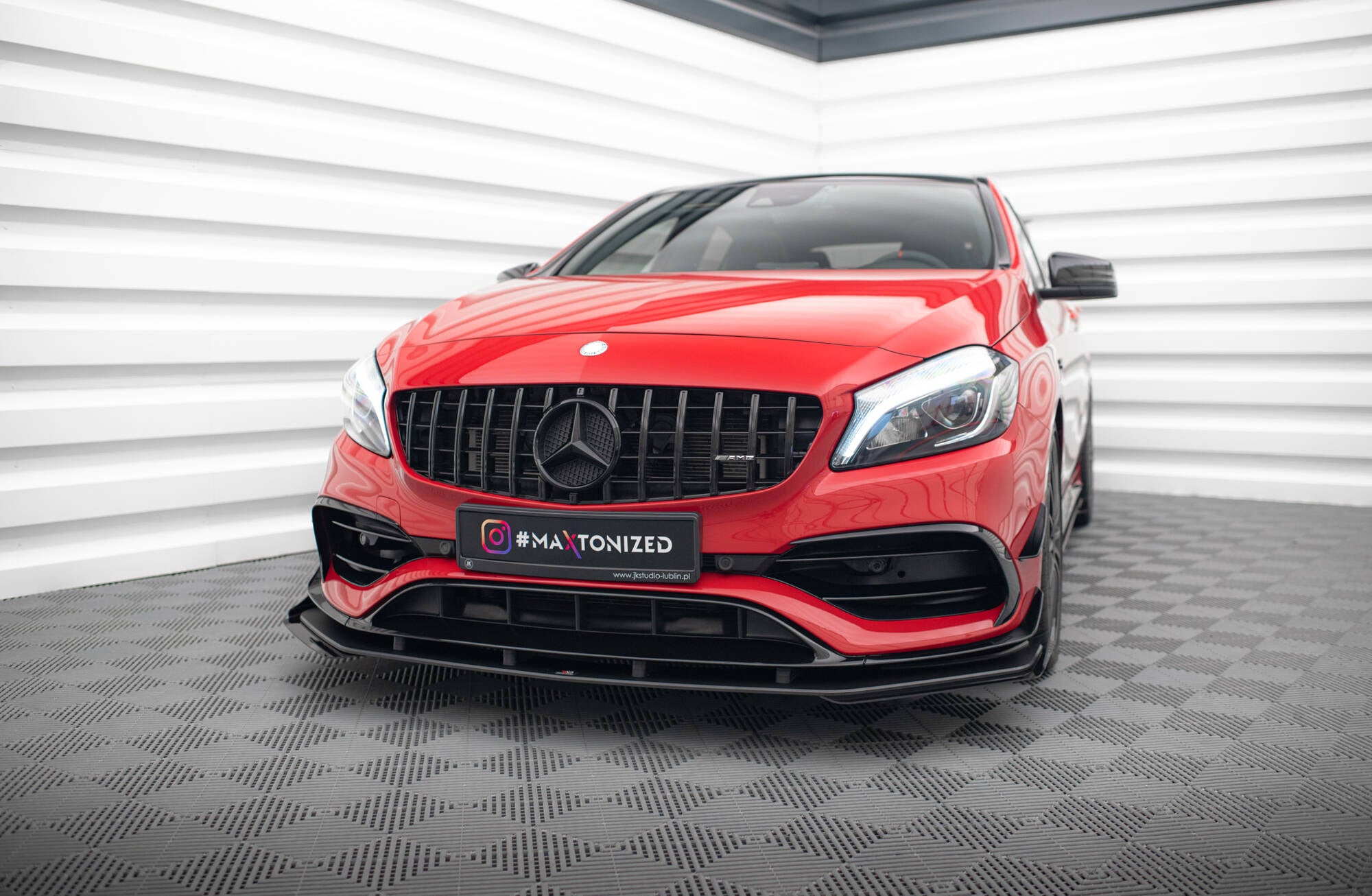 Street Pro Frontlippe für +Flaps für + Flaps Mercedes-Benz A 45 AMG Aero W176 Facelift