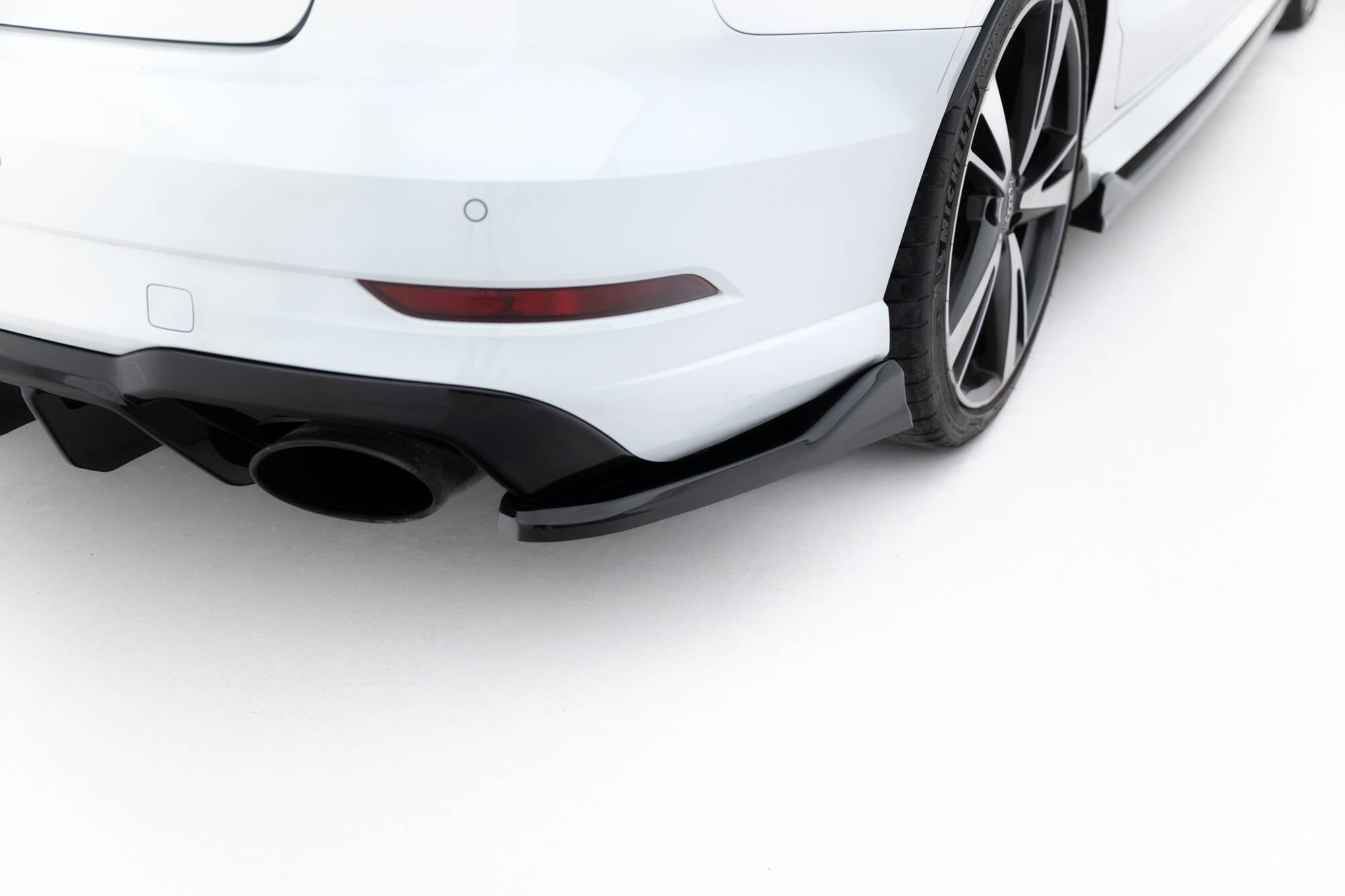 Flaps V5 Heckansatz Flaps Heckansatz für Audi RS3 Limousine 8V Facelift