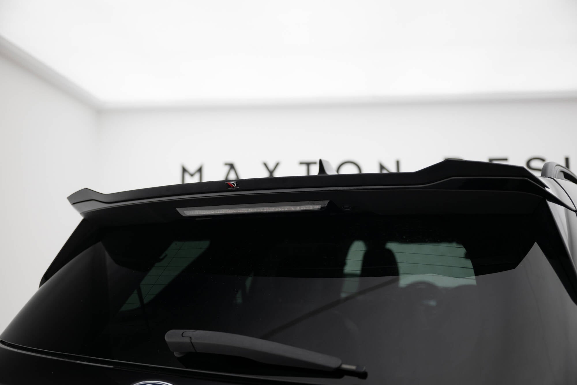 Spoiler für Ford Explorer XLT Mk6