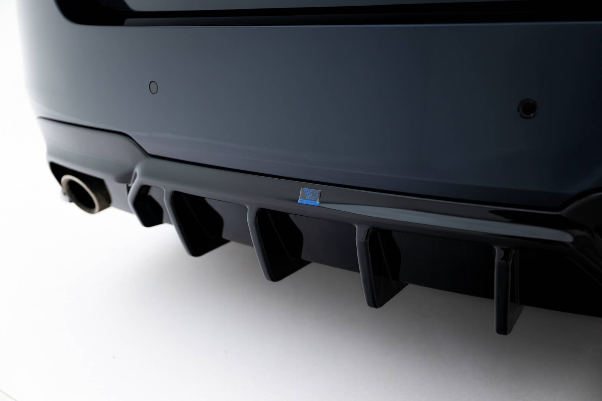 Diffusor V2 Heck Ansatz für BMW 5er M - Paket F10 / F11 (Einzelauspuff li. re.)