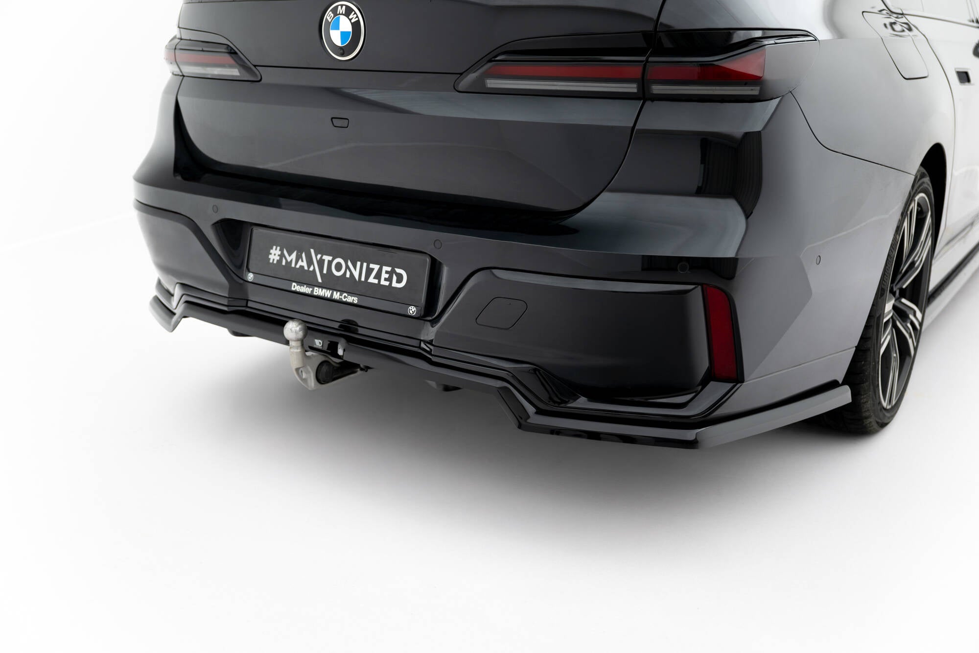 Mittlerer Cup Diffusor DTM Look Heck Ansatz für BMW 7 M-Paket G70