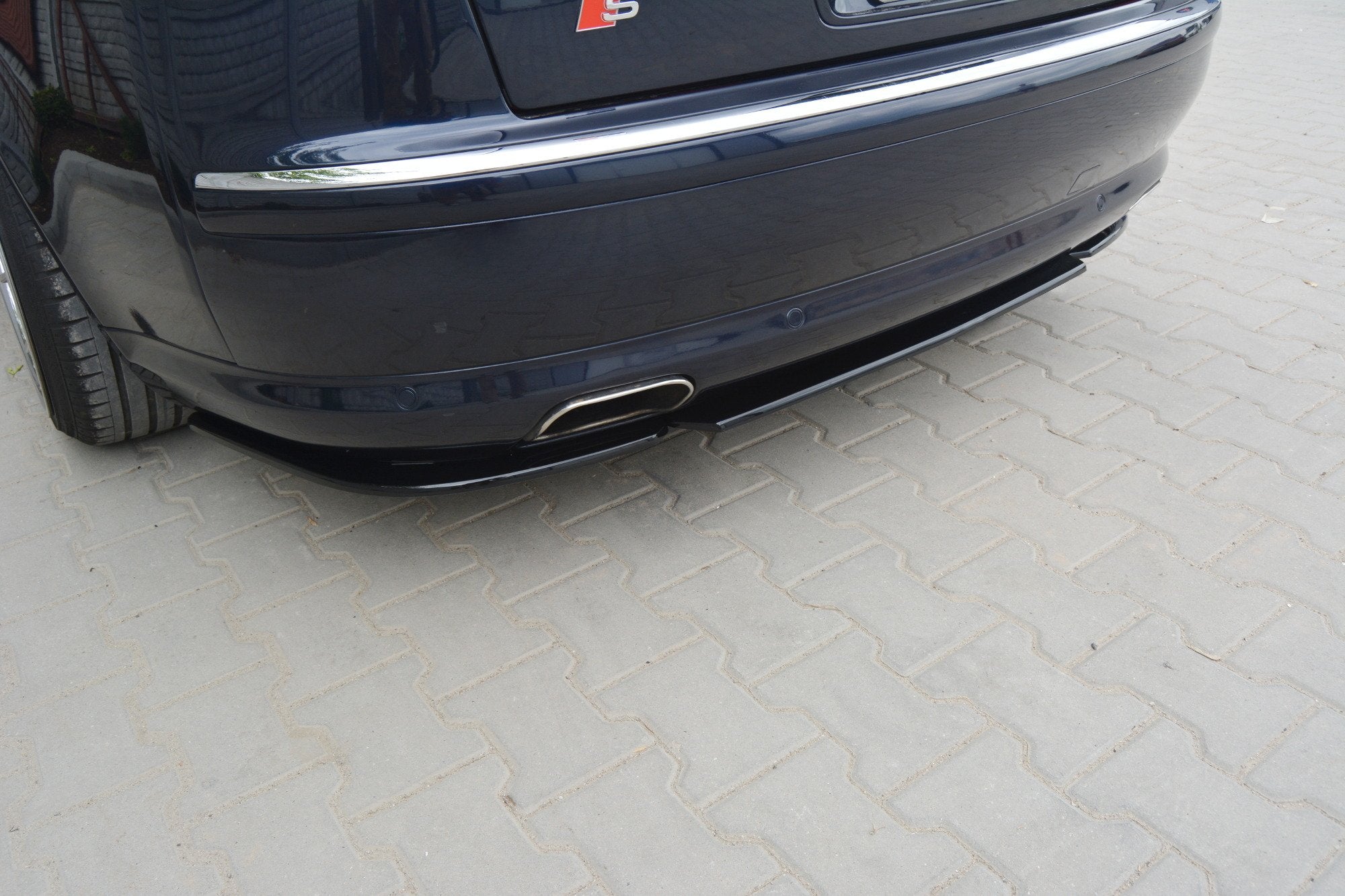 Heckansatz für Audi A8 W12 D3