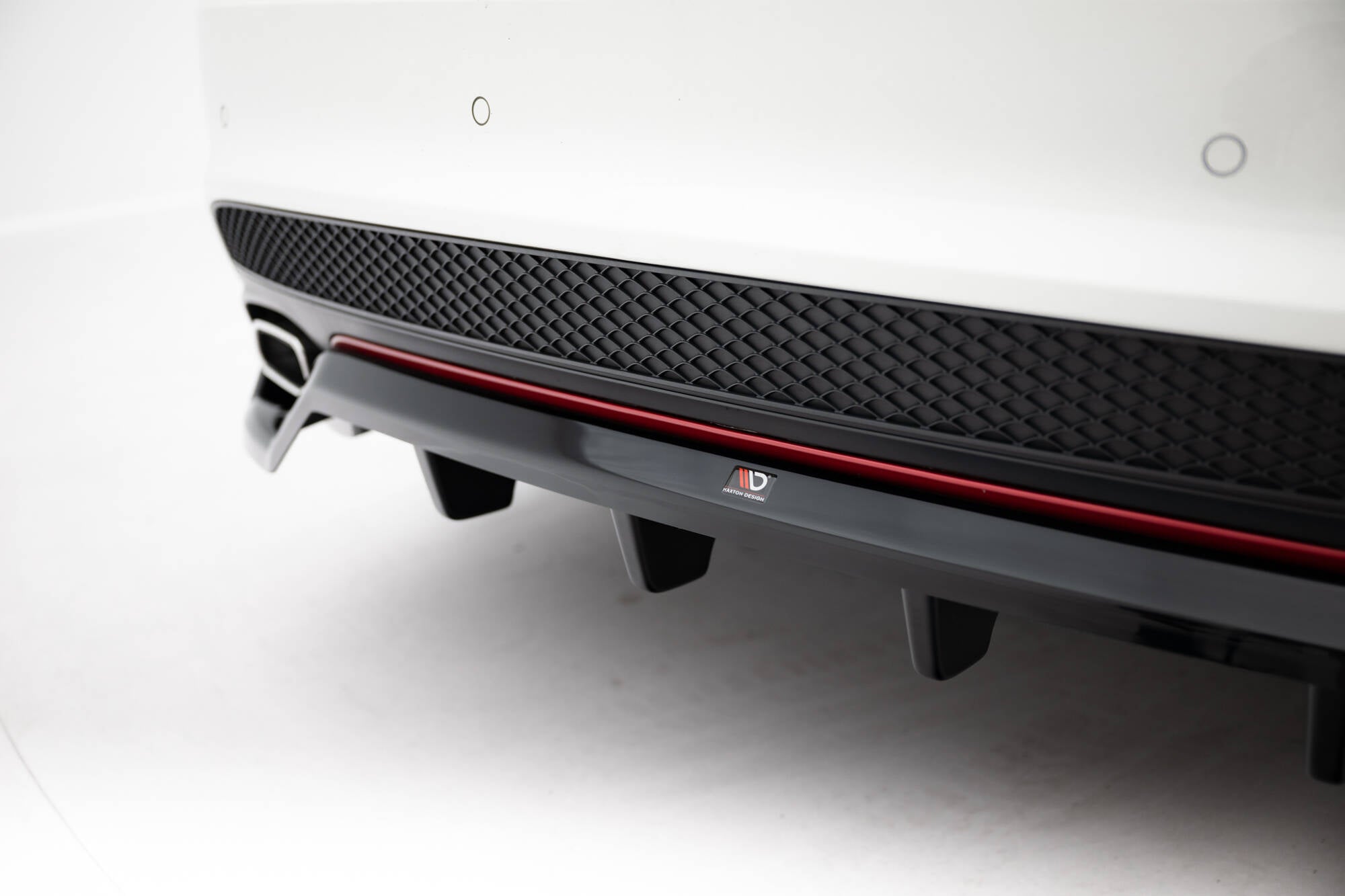 Mittlerer Cup Diffusor DTM Look Heck Ansatz für Mercedes-Benz CLA AMG-Line C117