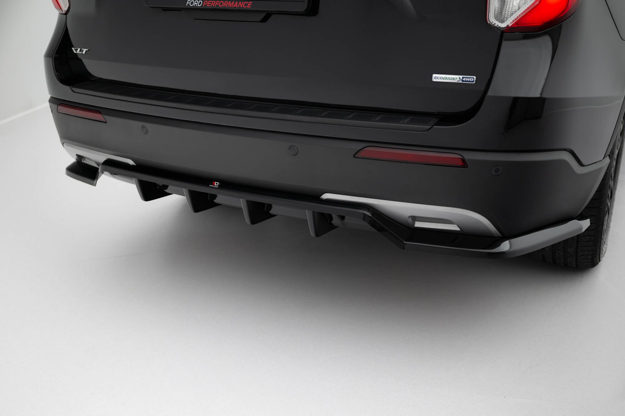 Mittlerer Cup Diffusor DTM Look Heck Ansatz für Ford Explorer XLT Mk6