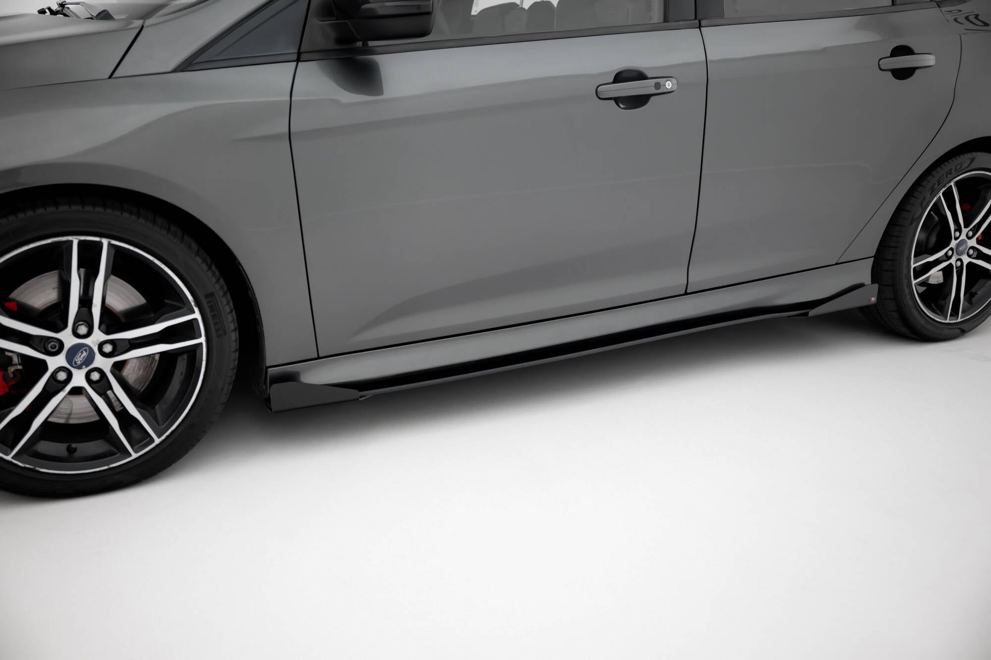 Street Pro Seitenschweller Ansatz + Flaps für Ford Focus ST Mk3 Facelift