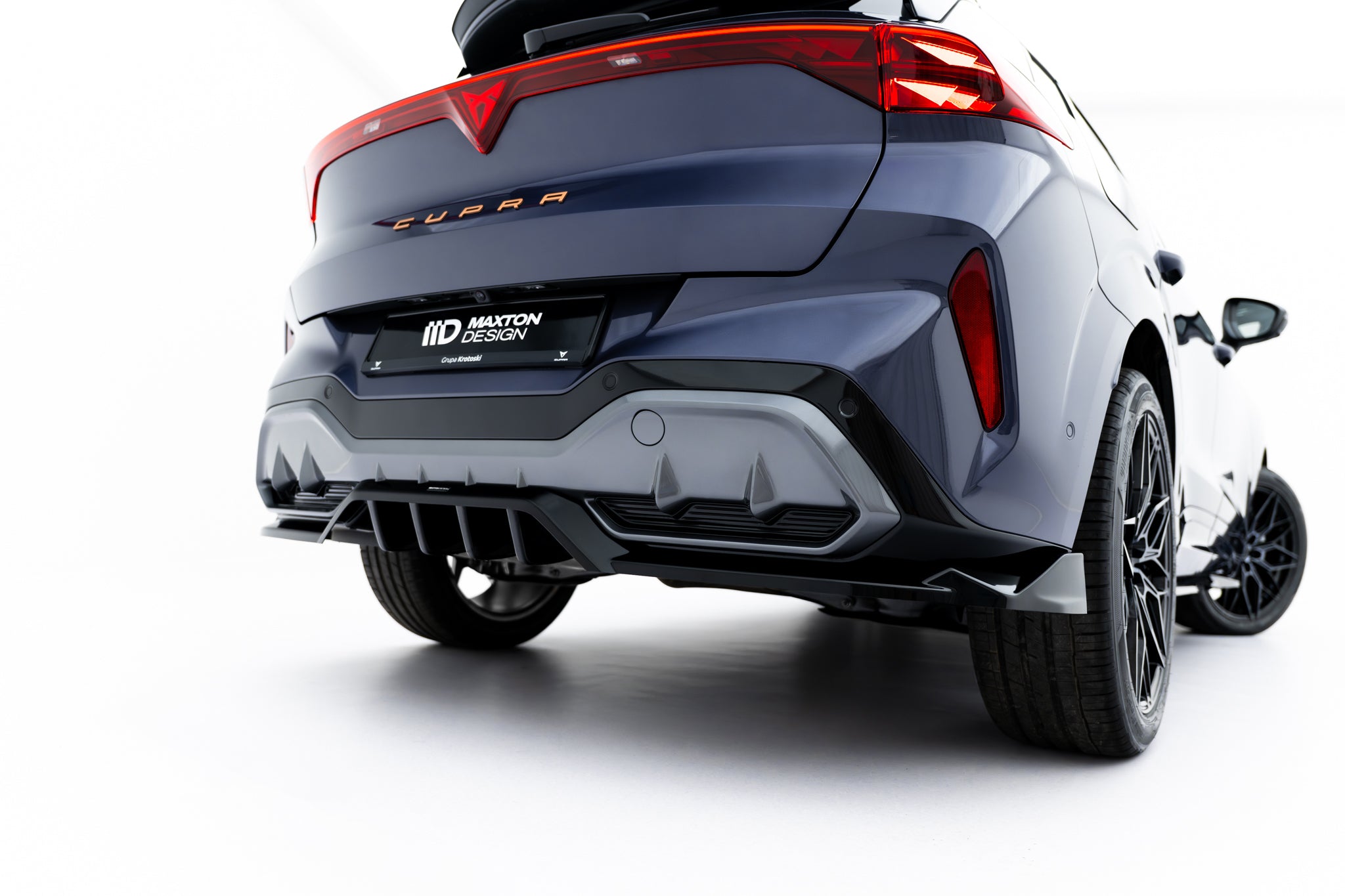Mittlerer Cup Diffusor V1 DTM Look Heck Ansatz für Cupra Terramar Mk1
