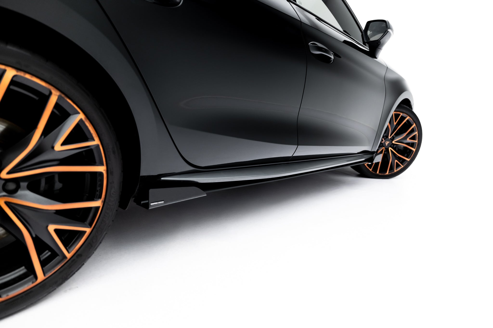 Street Pro Seitenschweller Ansatz + Flaps für Cupra Leon ST / Hatchback Aero Mk1 / Mk1 Facelift