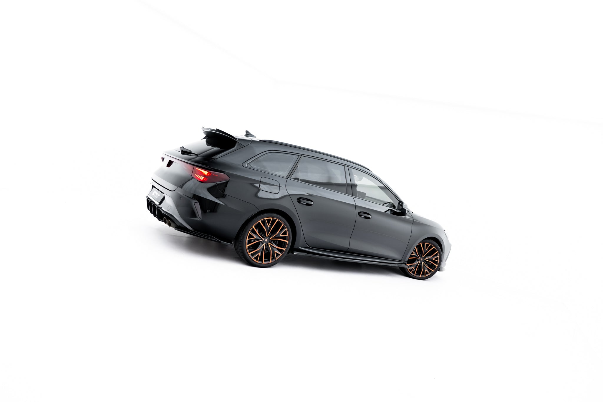 Seitenschweller V2 Ansatz für Cupra Leon ST / Hatchback Aero Mk1 / Mk1 Facelift