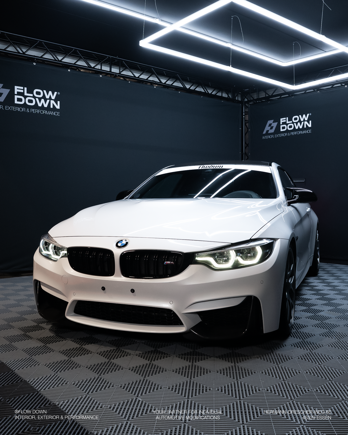 Dein Auto im Studio fotografiert