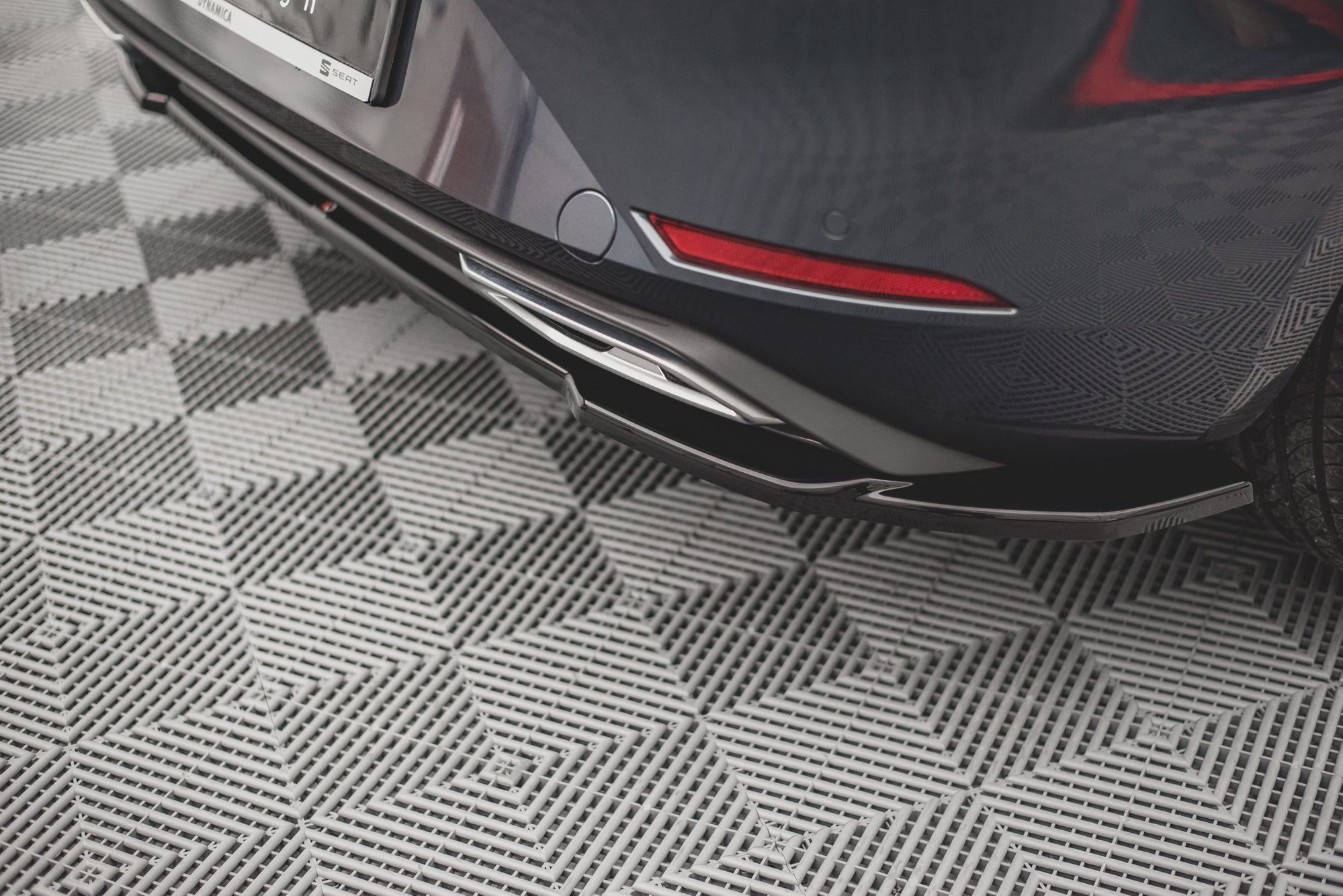 Maxton Design - Diffusor für Seat Leon FR Hatchback Mk4 - Aerowerk.