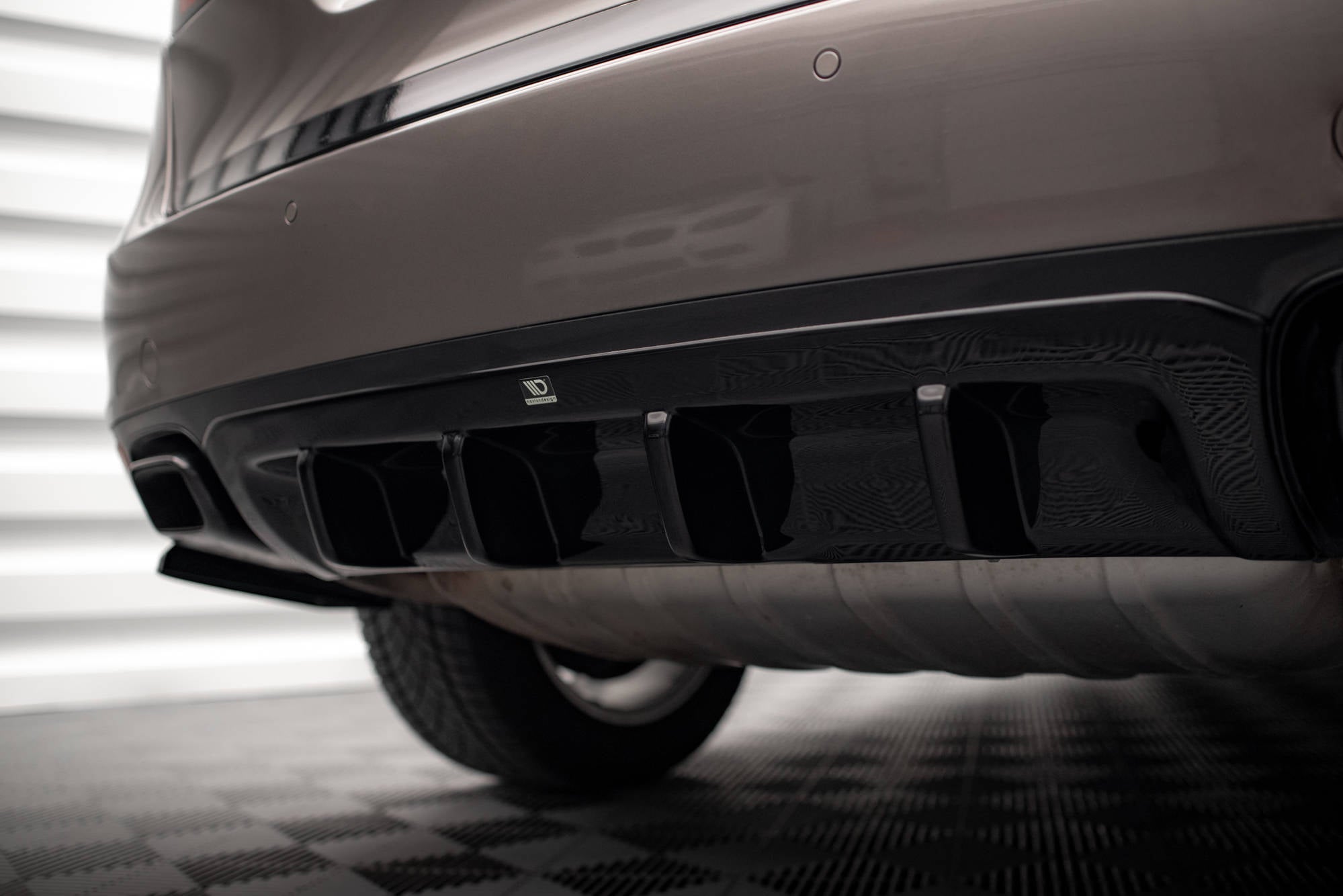 Maxton Design - Diffusor Heck Ansatz für Porsche Cayenne Turbo / Standard Mk2 - Aerowerk.