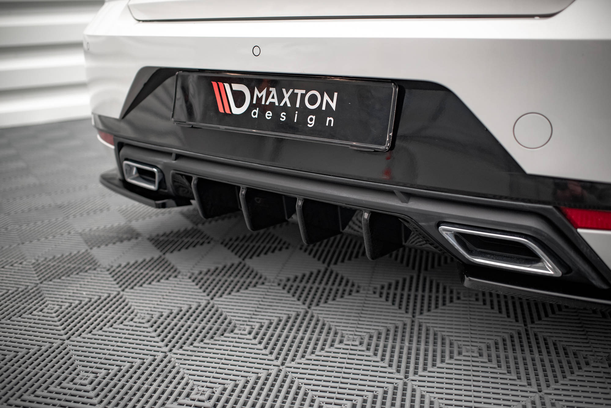 Maxton Design - Diffusor Heck Ansatz für Seat Ibiza FR/ Standard Mk5 - Aerowerk.