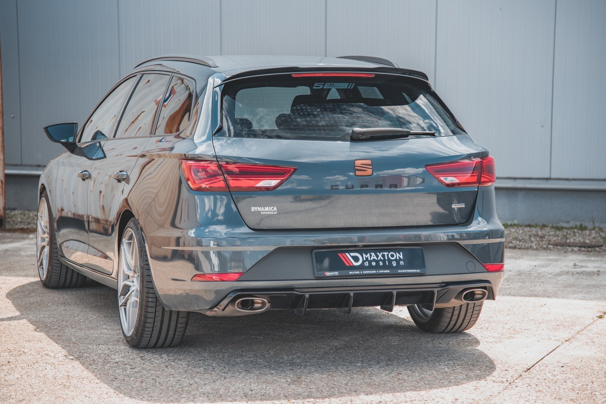 Maxton Design - Diffusor V2 Heck Ansatz für Seat Leon Cupra ST Mk3 FL - Aerowerk.
