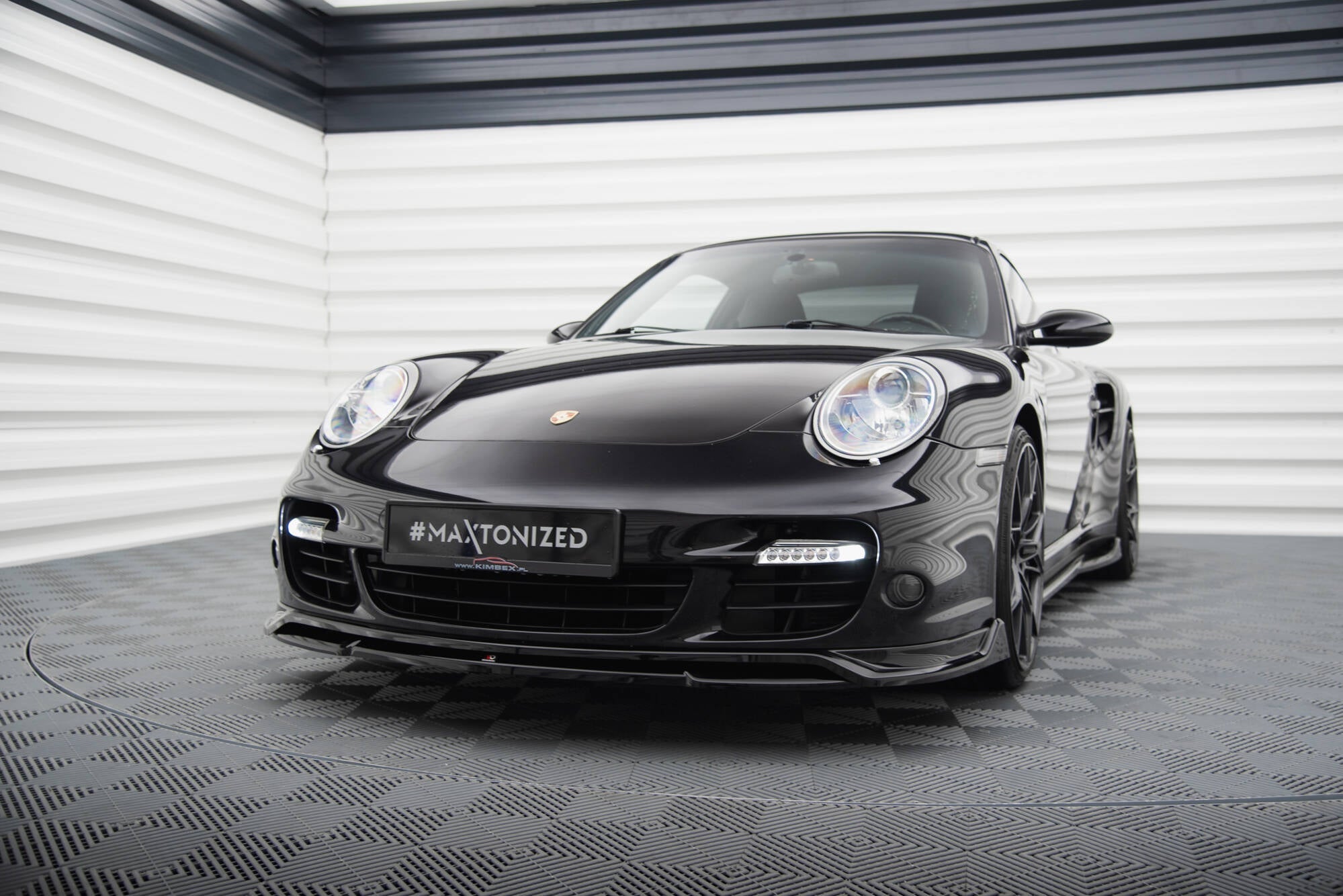 Maxton Design - Frontlippe für Porsche 911 Turbo 997 - Aerowerk.