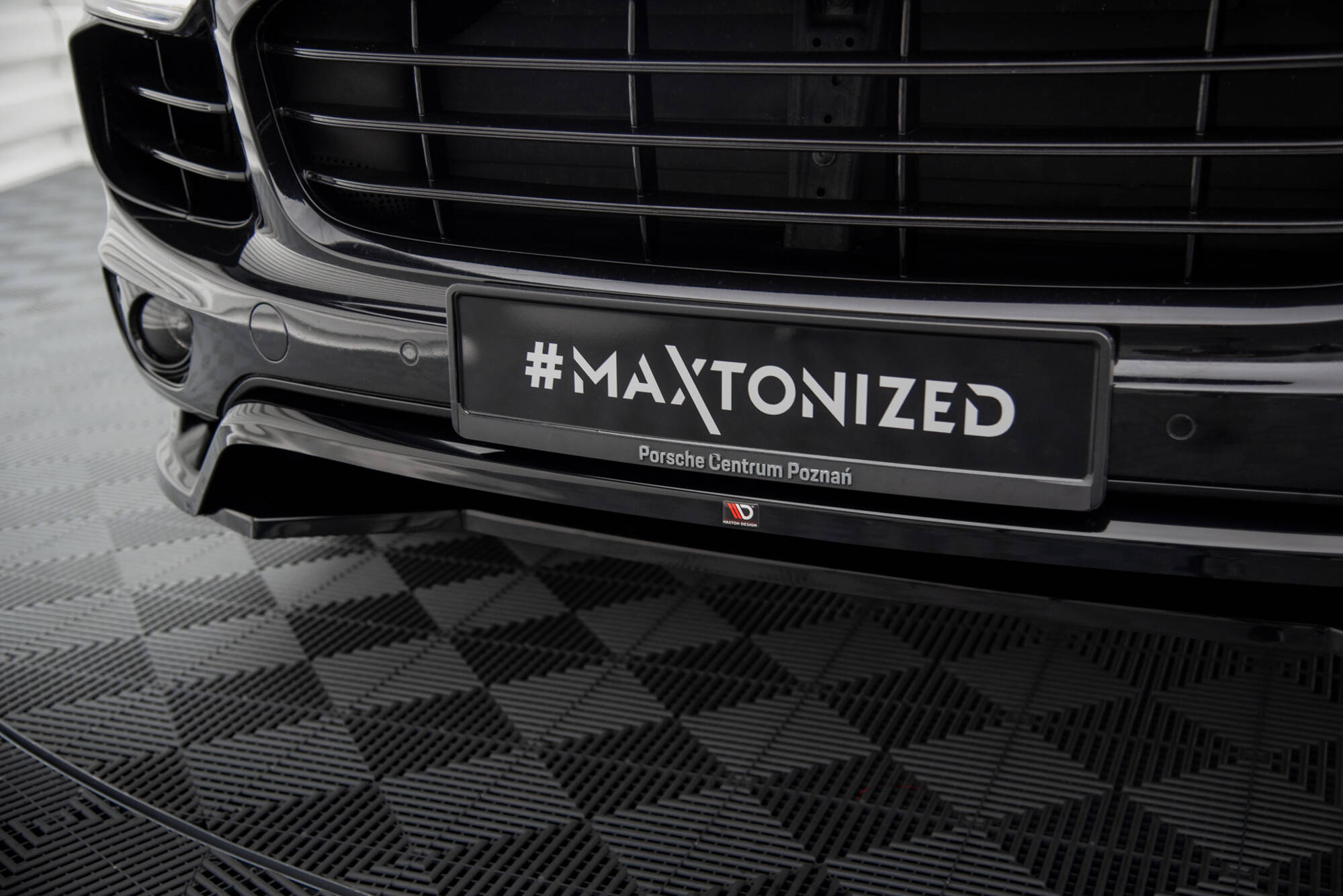 Maxton Design - Frontlippe für Porsche Cayenne Mk2 Facelift - Aerowerk.
