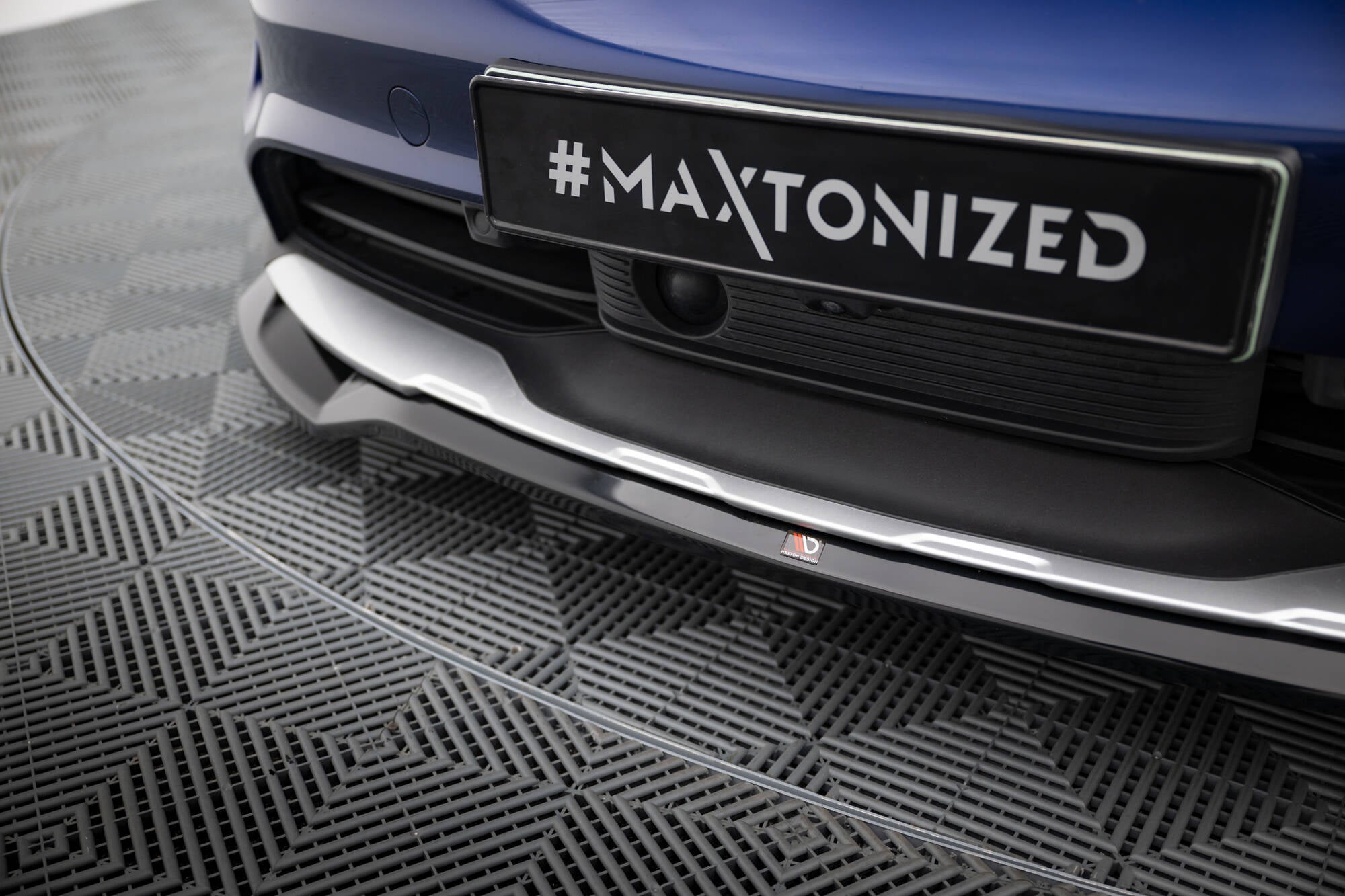 Maxton Design - Frontlippe für Porsche Taycan Cross Turismo 4S - Aerowerk.
