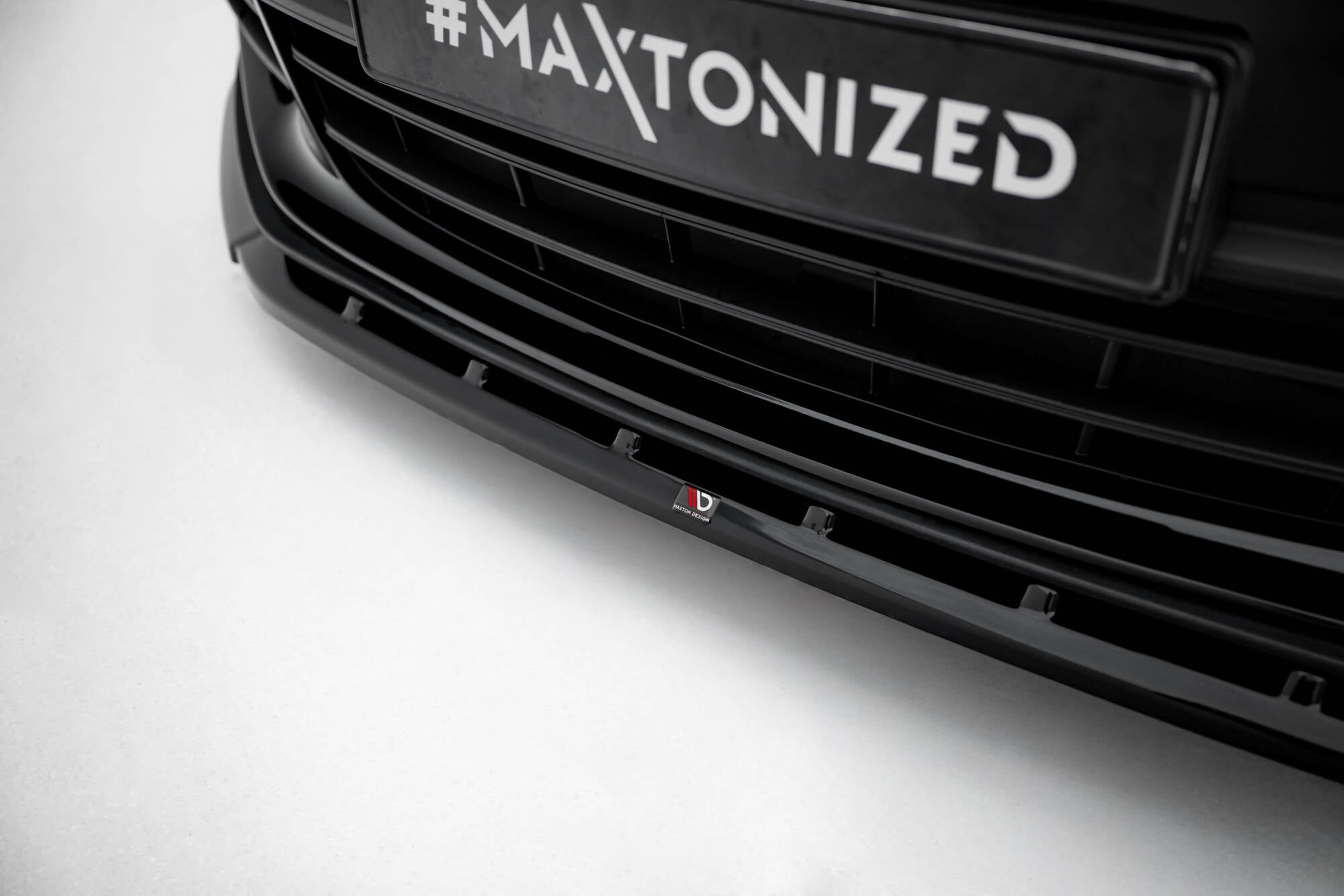 Maxton Design - Frontlippe V1 für Porsche Panamera E - Hybrid / Panamera 4S 971 - Aerowerk.