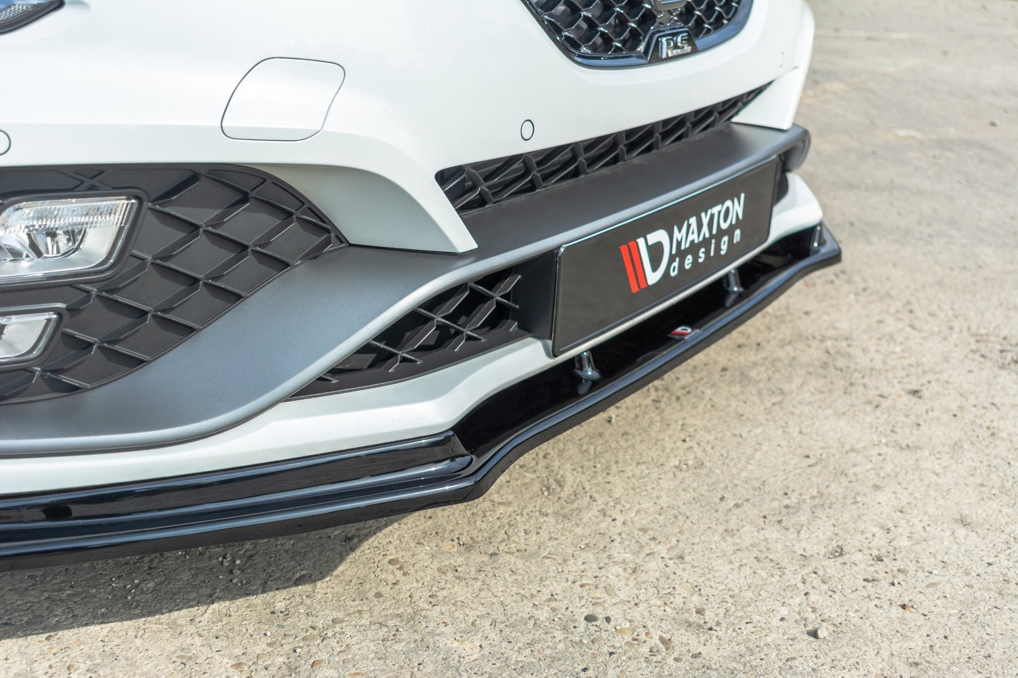 Maxton Design - Frontlippe V1 für Renault Megane IV RS - Aerowerk.