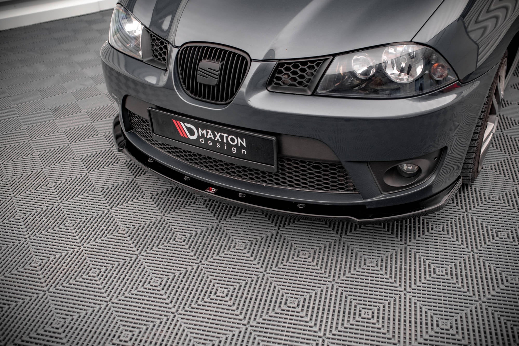 Maxton Design - Frontlippe V1 für Seat Ibiza Cupra Mk3 - Aerowerk.