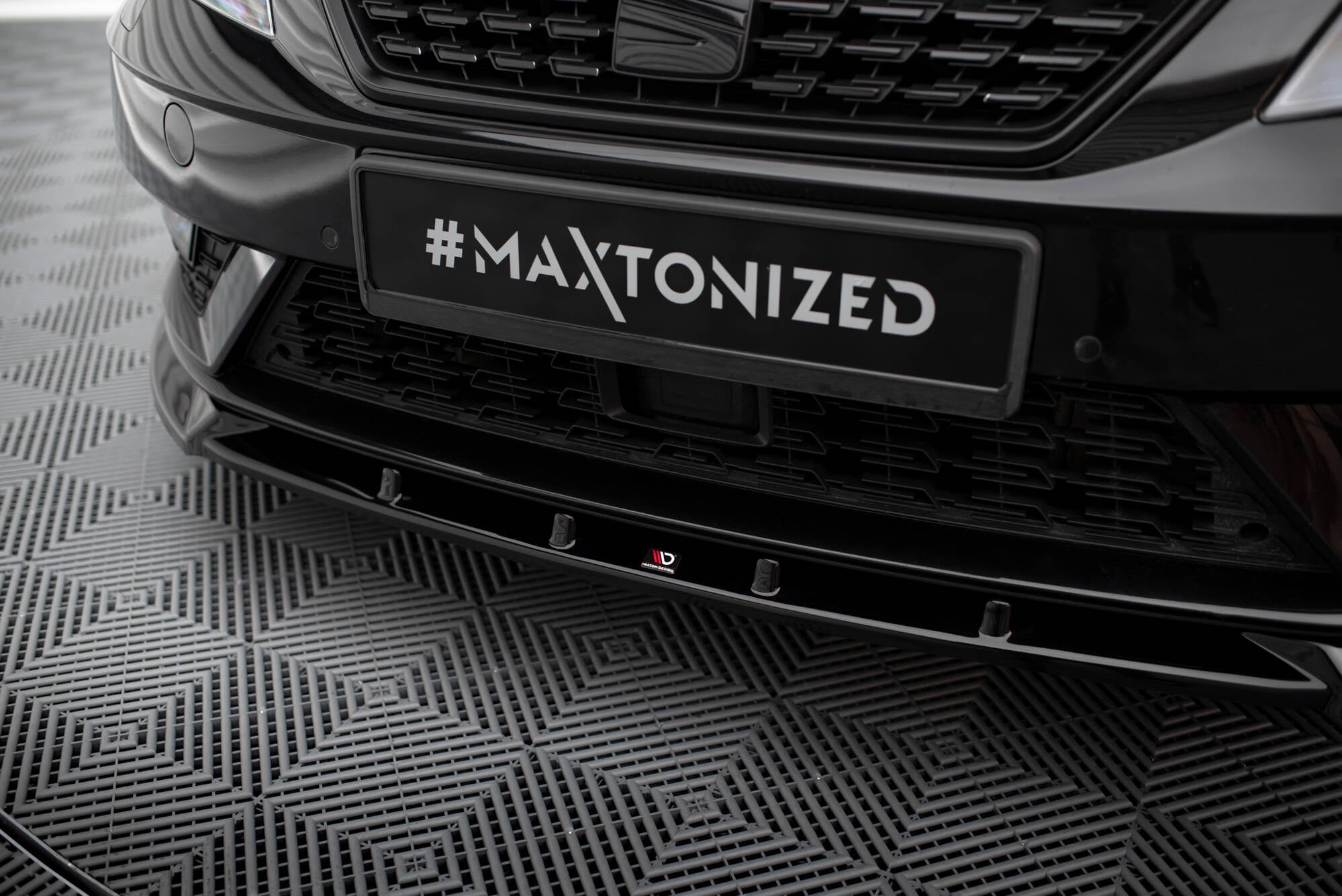 Maxton Design - Frontlippe V1 für Seat Leon Mk3 Facelift - Aerowerk.