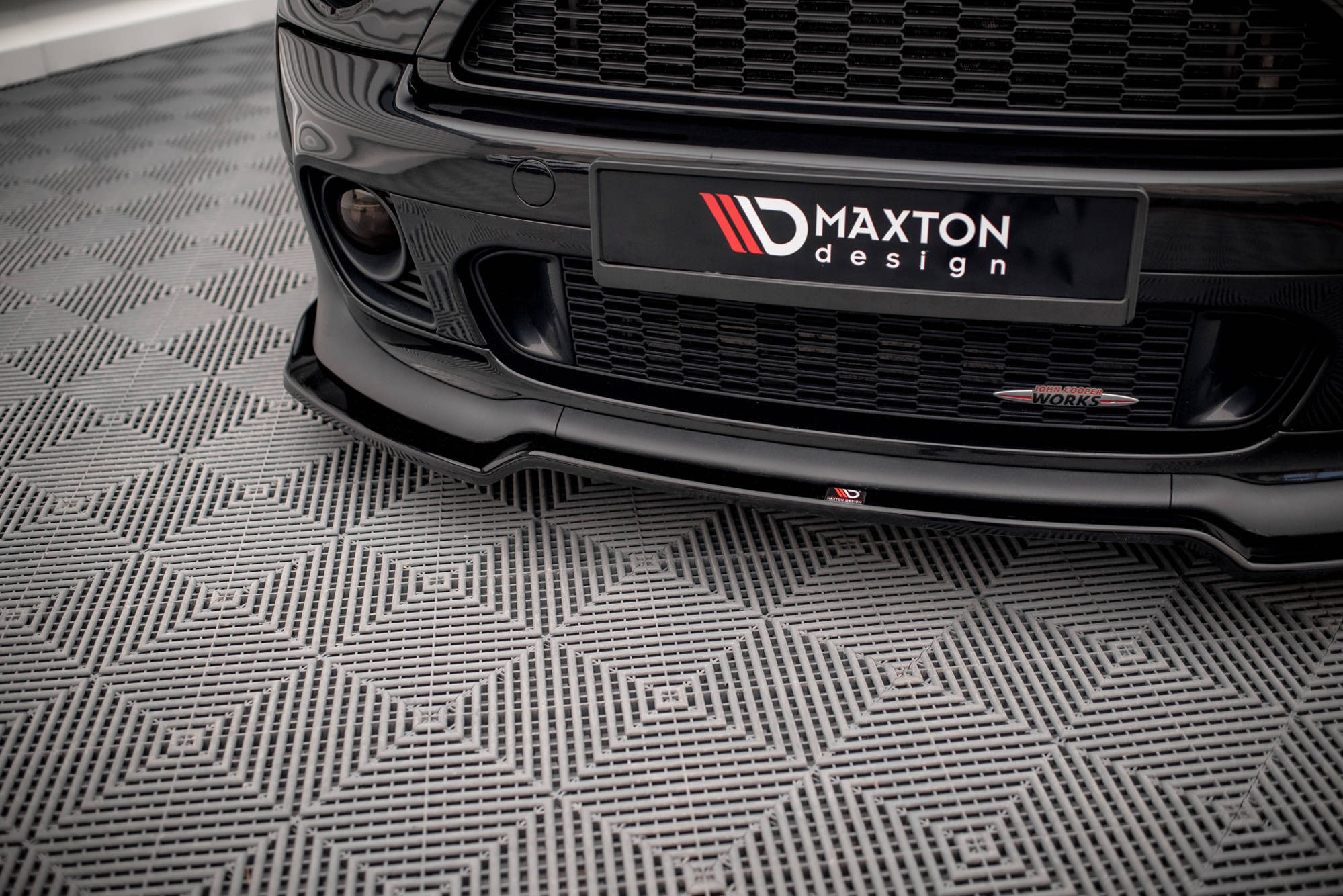 Maxton Design - Frontlippe V2 für Mini Cooper John Cooper Works R56 - Aerowerk.