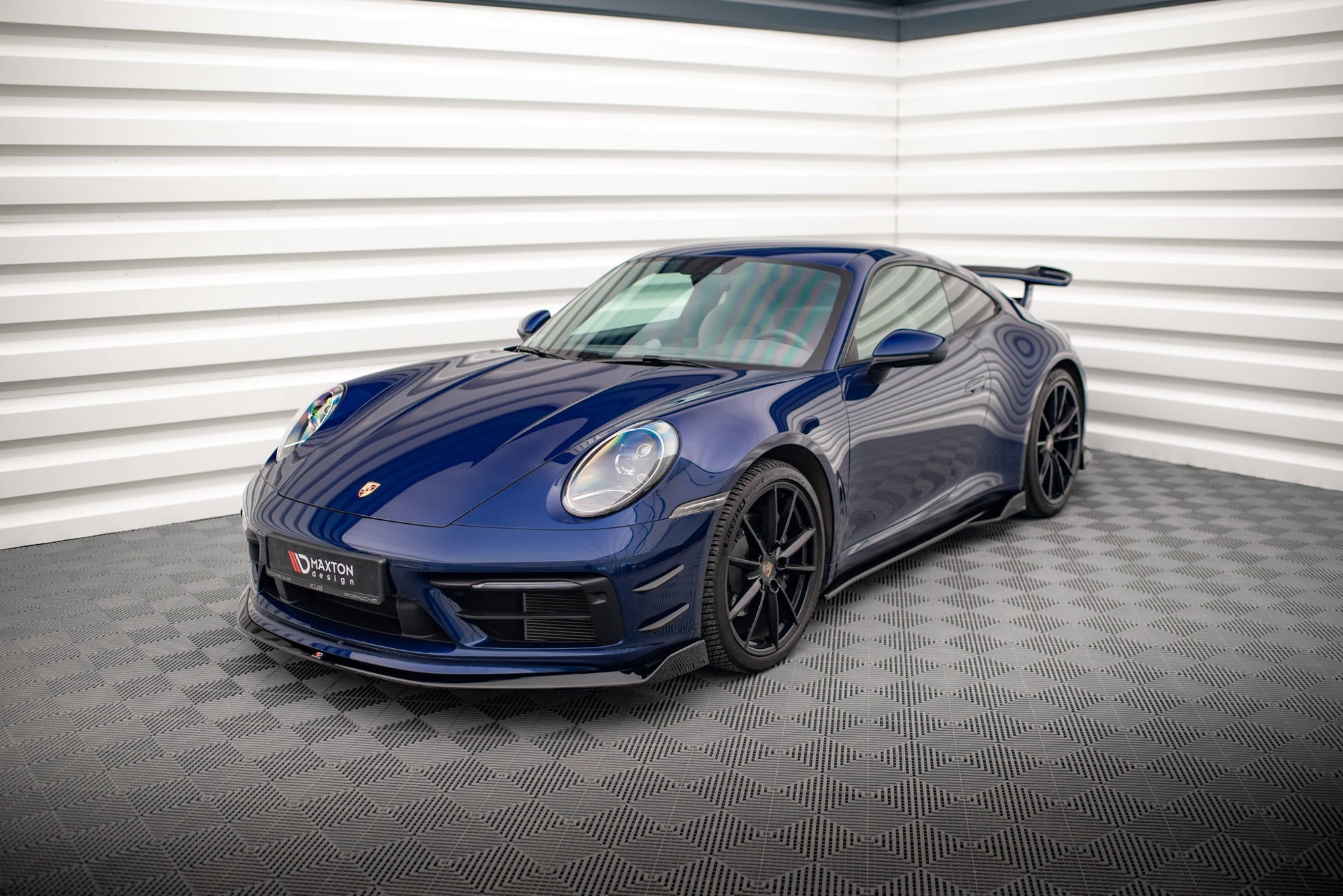 Maxton Design - Frontlippe V2 für Porsche 911 Carrera Aero / Carrera GTS 992 - Aerowerk.