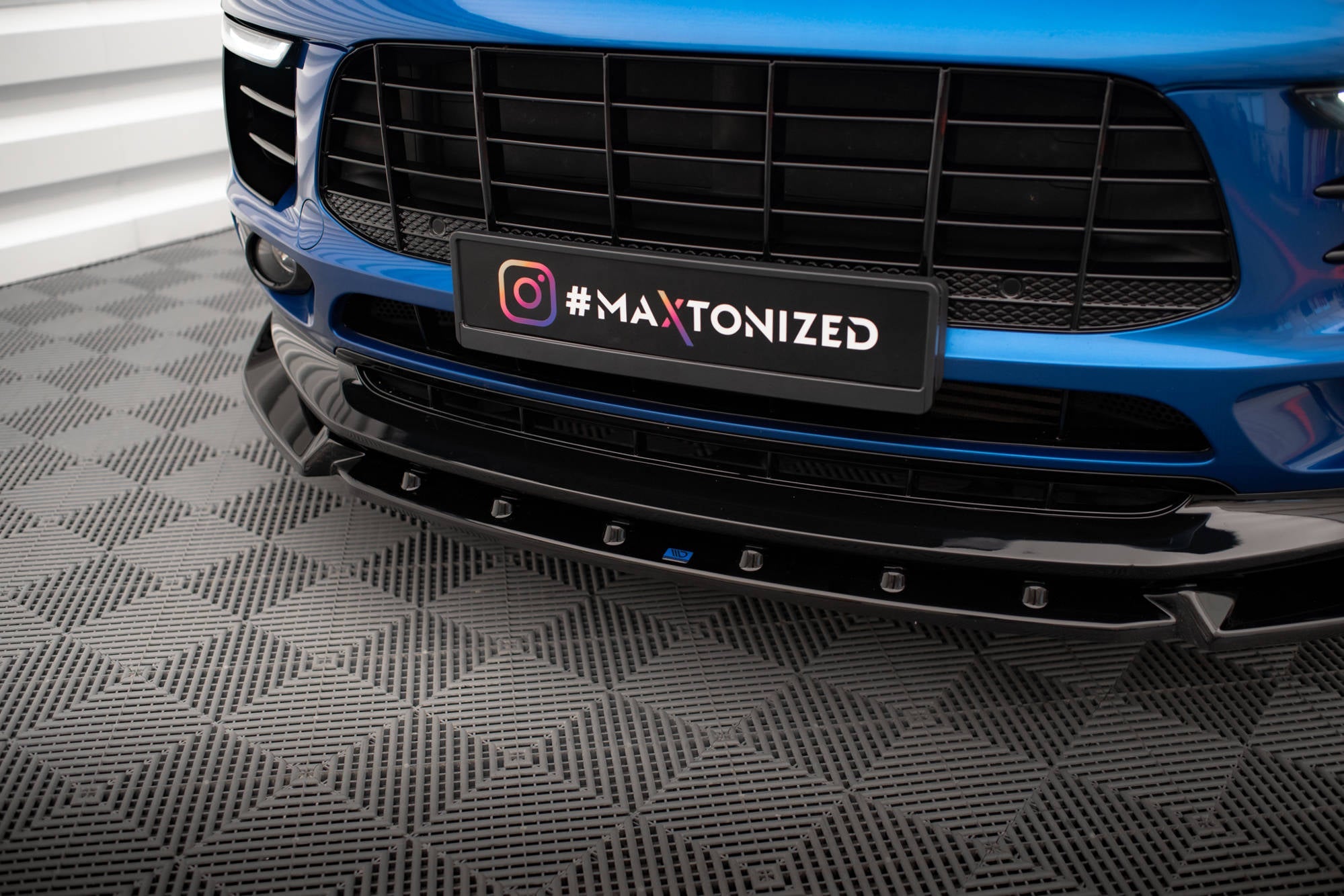 Maxton Design - Frontlippe V2 für Porsche Macan Mk1 - Aerowerk.