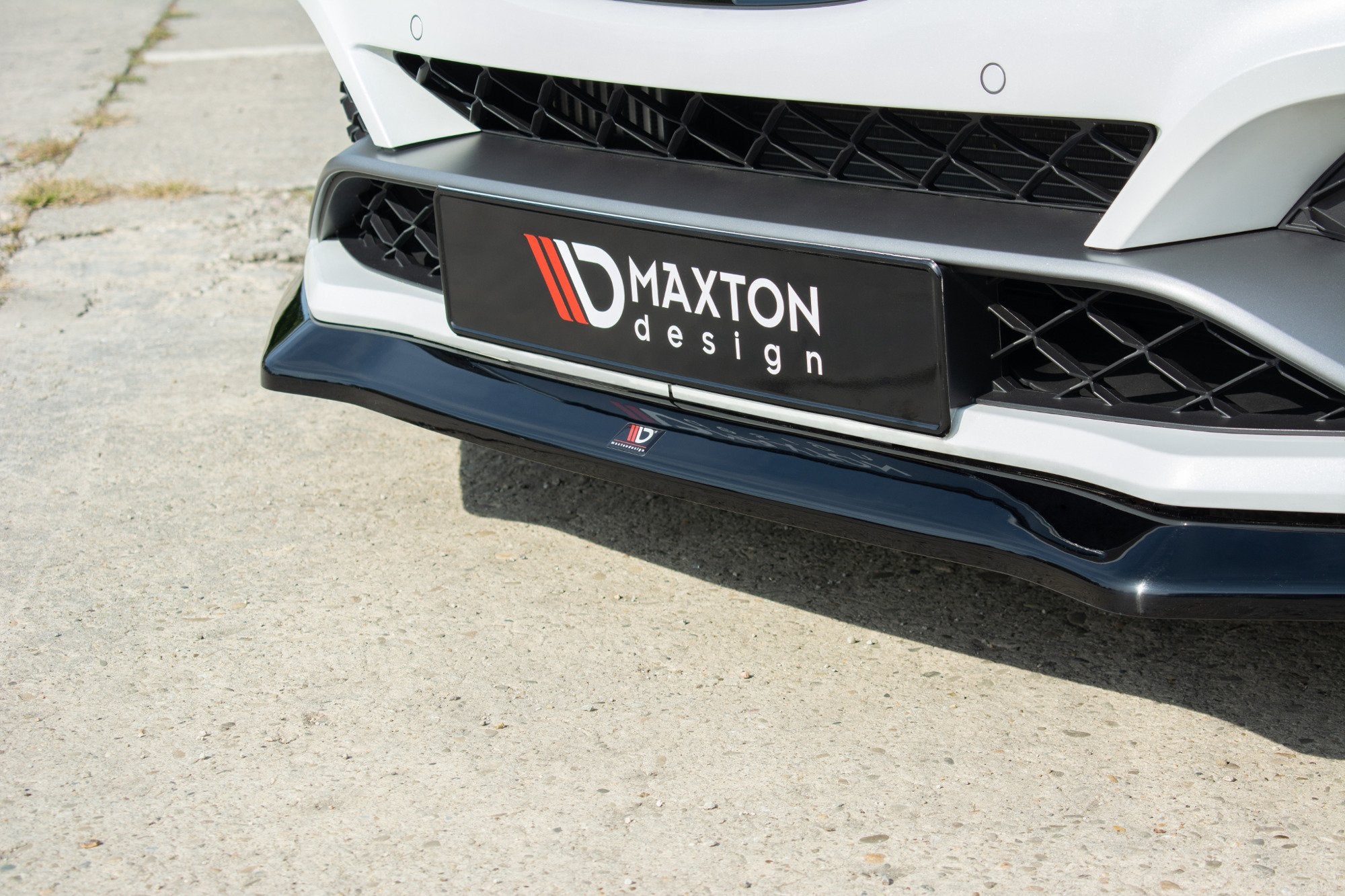 Maxton Design - Frontlippe V2 für Renault Megane IV RS - Aerowerk.