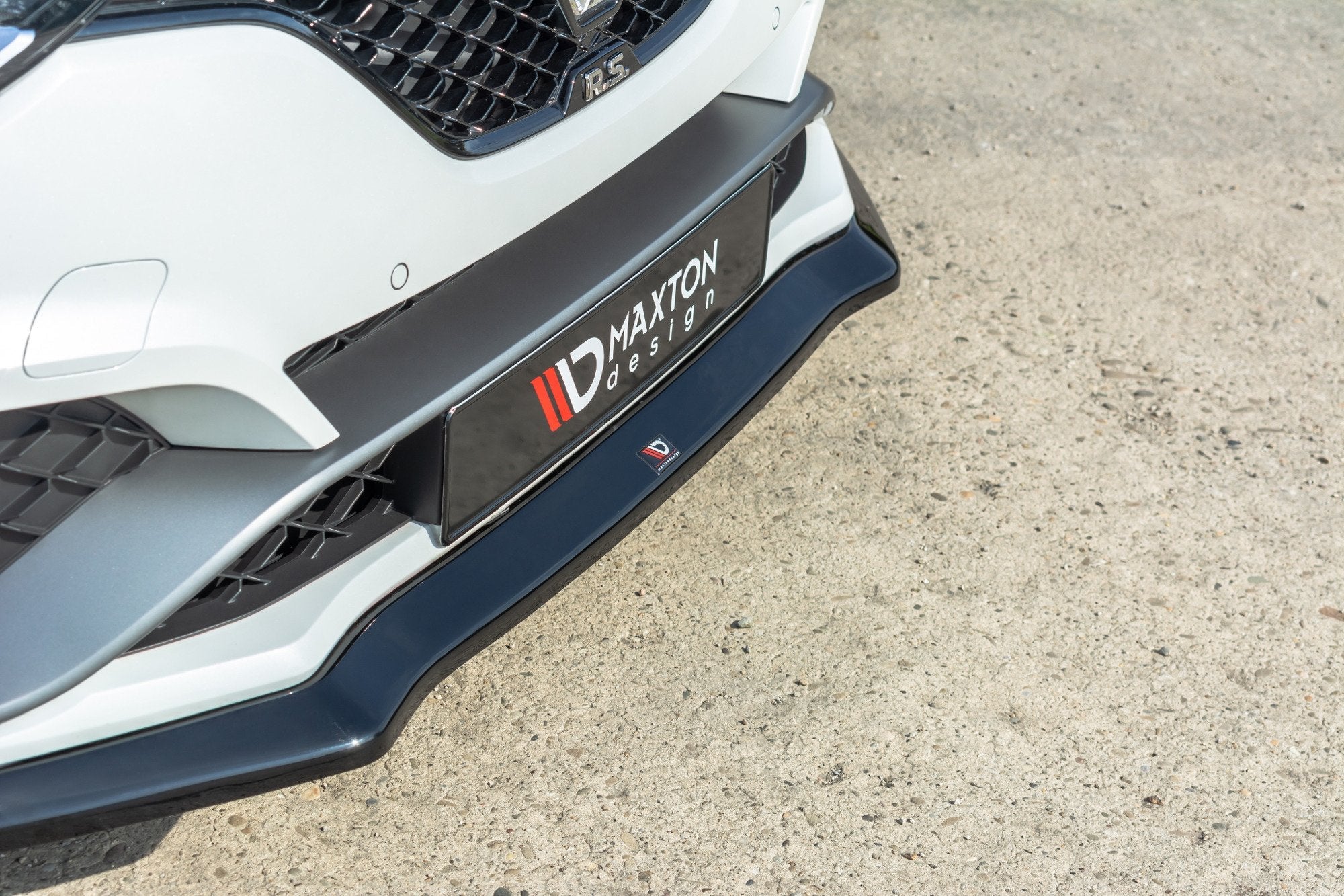 Maxton Design - Frontlippe V2 für Renault Megane IV RS - Aerowerk.