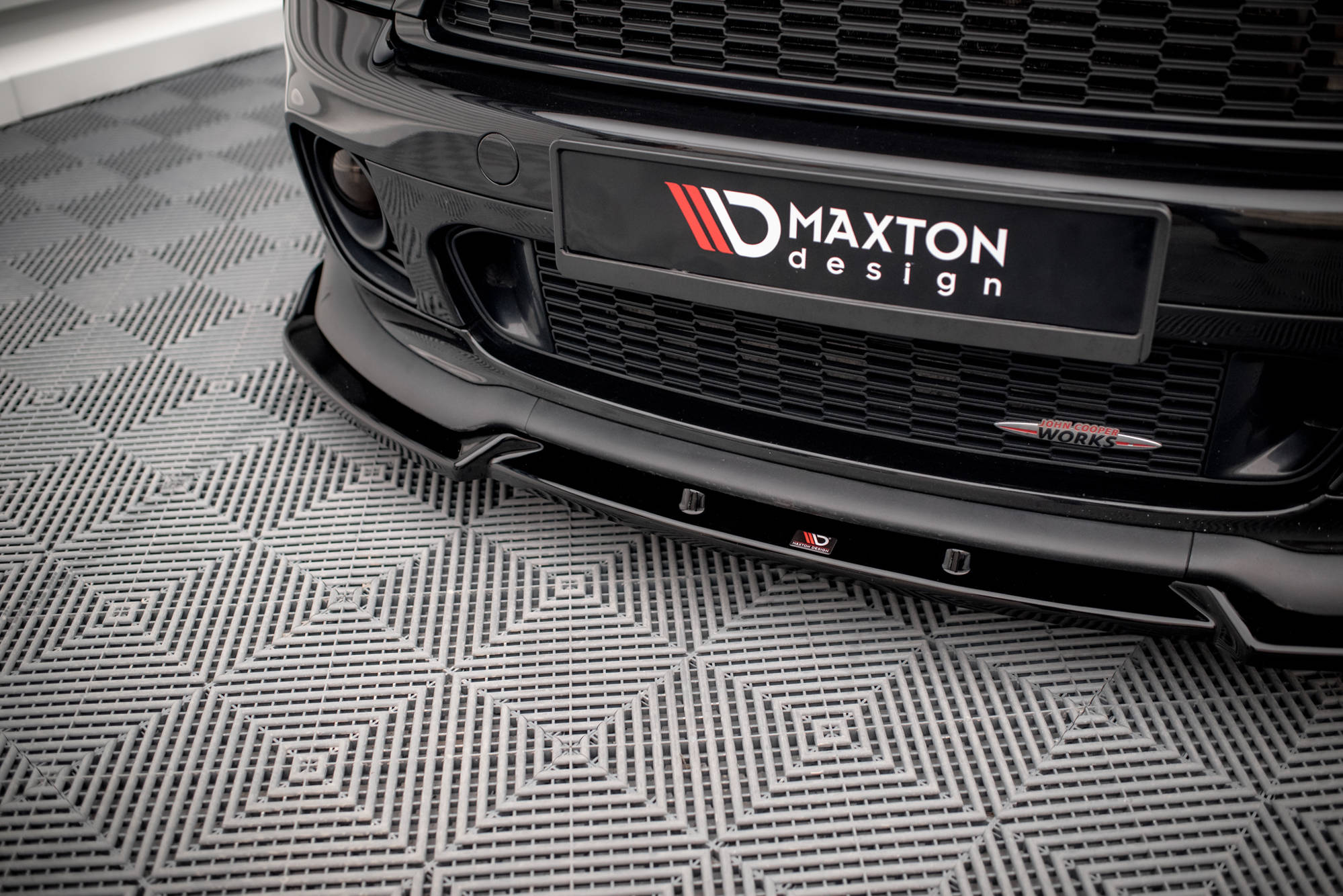Maxton Design - Frontlippe V3 für Mini Cooper John Cooper Works R56 - Aerowerk.