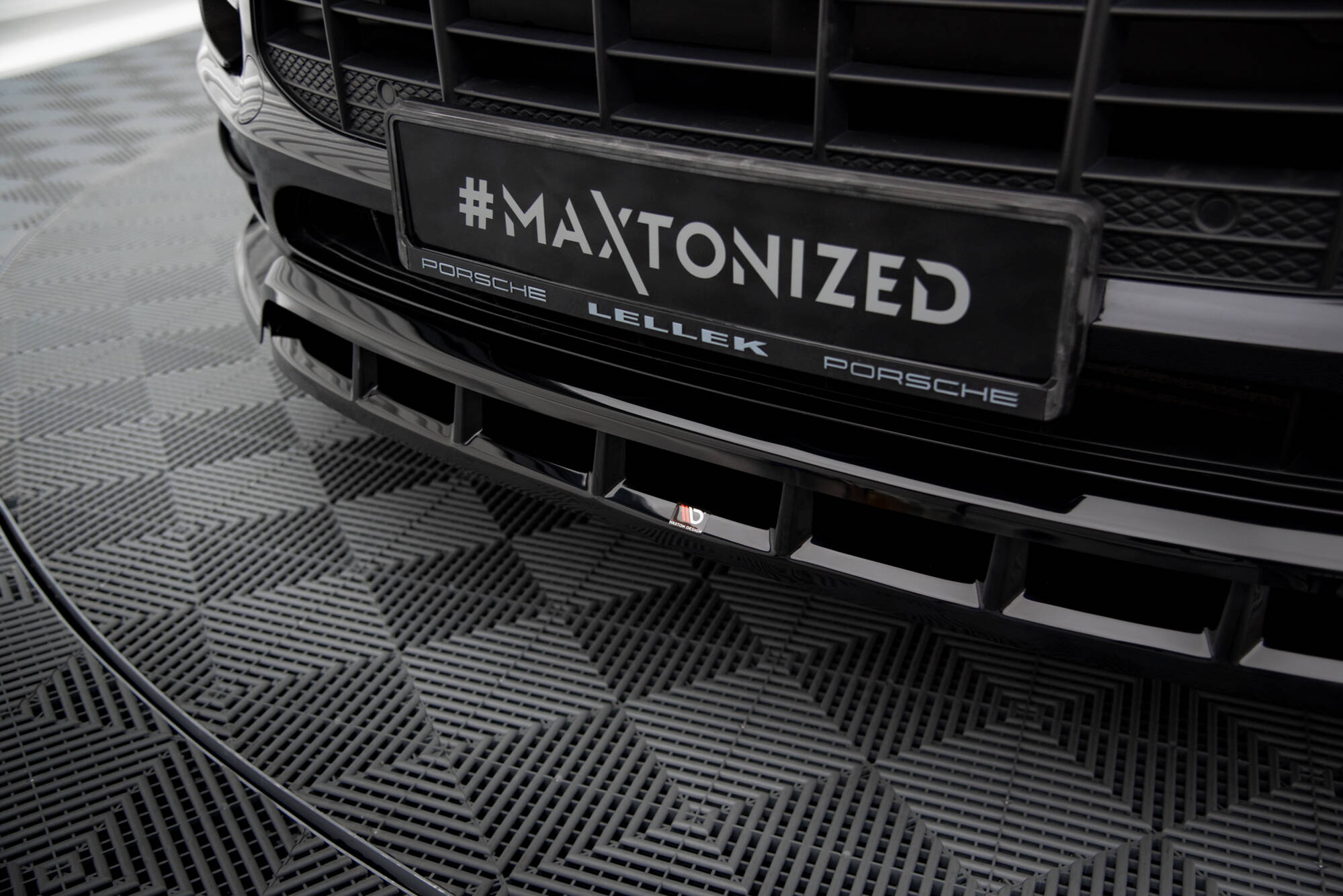 Maxton Design - Frontlippe V3 für Porsche Macan Mk1 - Aerowerk.