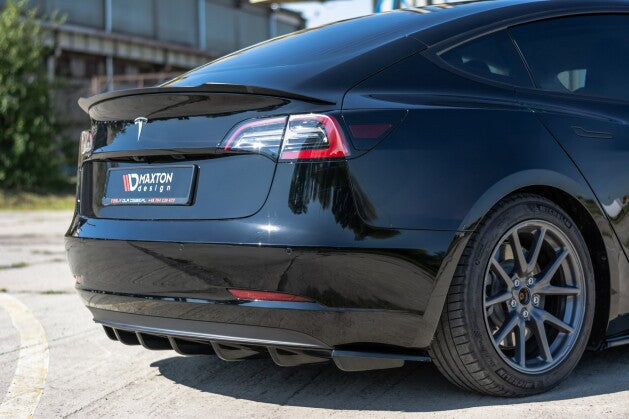 Heck Ansatz Diffusor für Tesla Model 3 - Aerowerk.