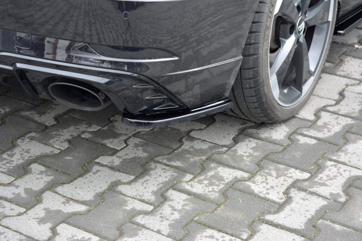 Heck Ansatz Flaps Diffusor für Audi RS3 8V FL Sportback
