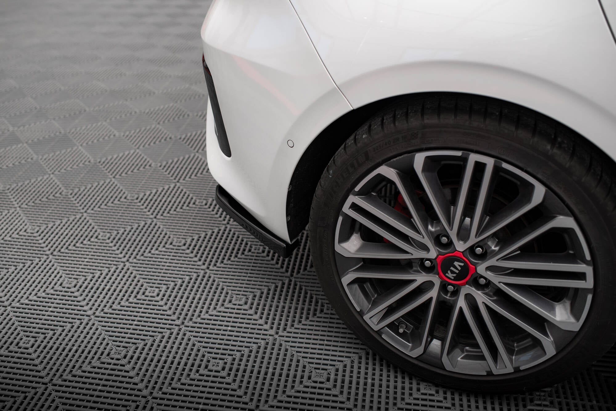 Maxton Design - Heck Ansatz Flaps Diffusor für Kia Ceed GT Mk3 - Aerowerk.