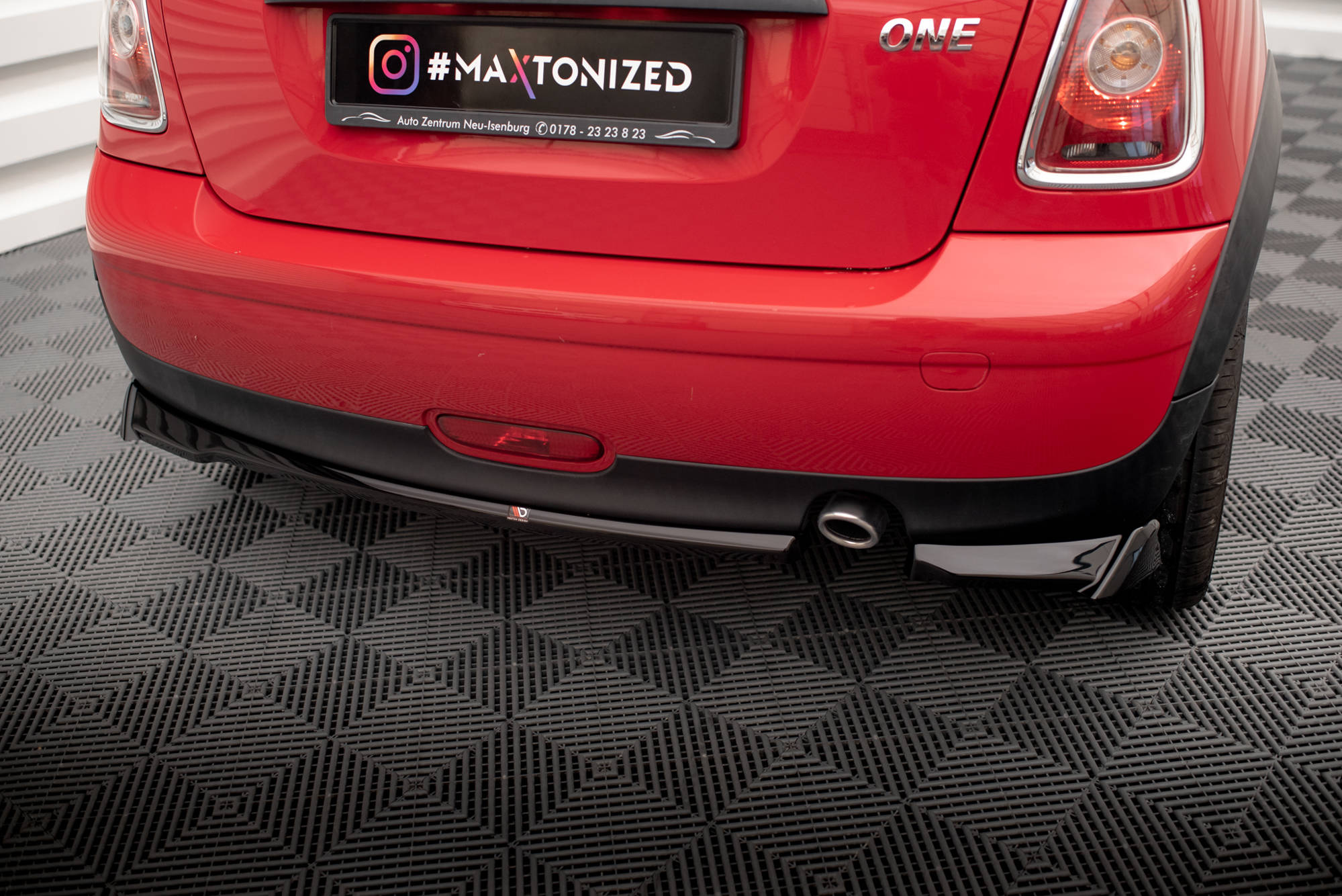 Maxton Design - Heck Ansatz Flaps Diffusor für Mini One R56 - Aerowerk.