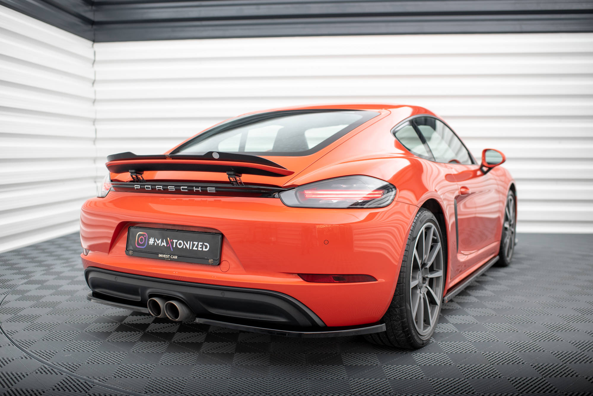 Maxton Design - Heck Ansatz Flaps Diffusor für Porsche 718 Cayman 982c - Aerowerk.