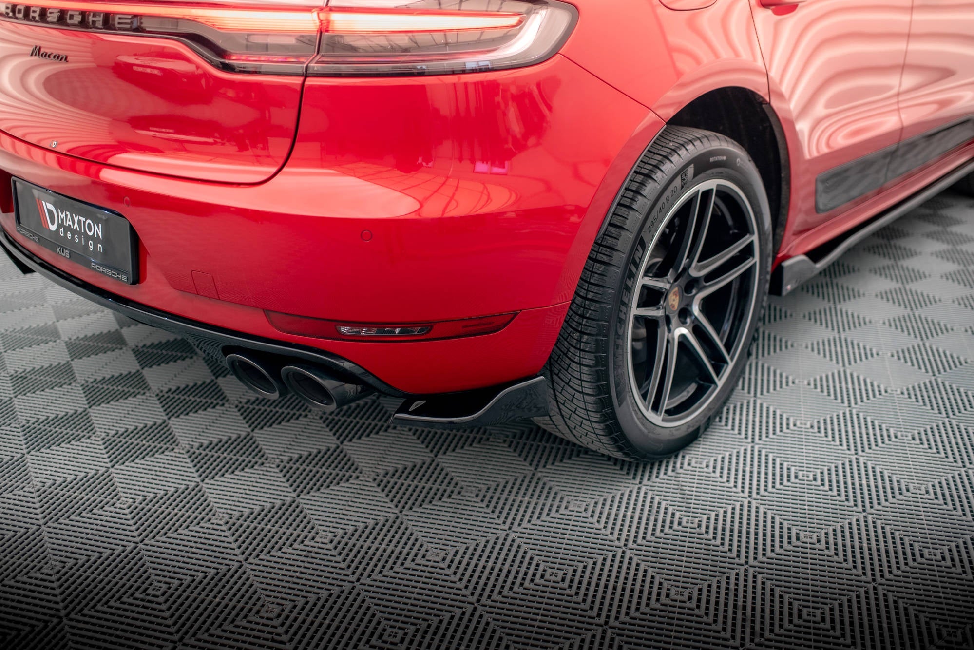 Maxton Design - Heck Ansatz Flaps Diffusor für Porsche Macan GTS / Sport Design Mk1 Facelift - Aerowerk.