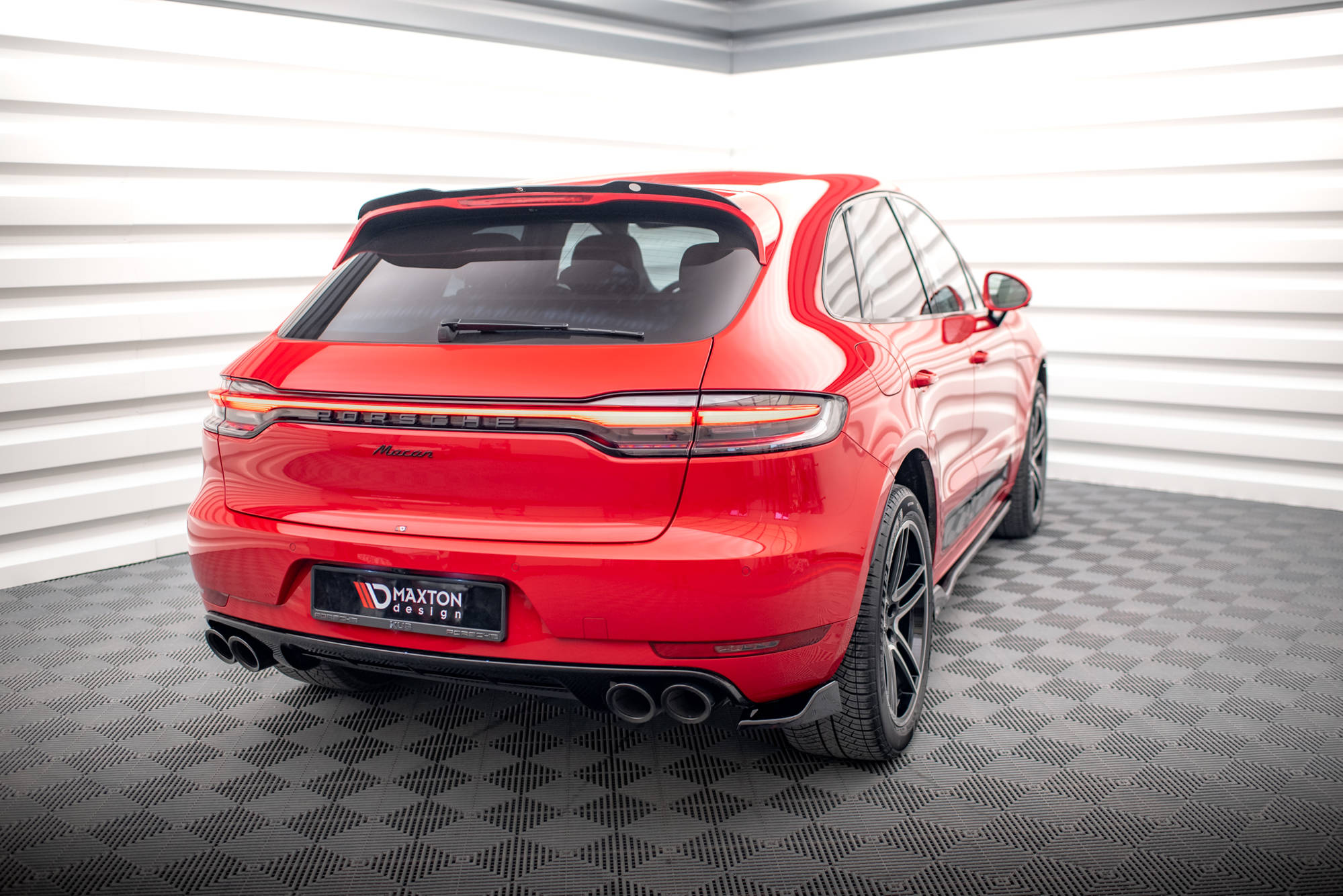 Maxton Design - Heck Ansatz Flaps Diffusor für Porsche Macan GTS / Sport Design Mk1 Facelift - Aerowerk.