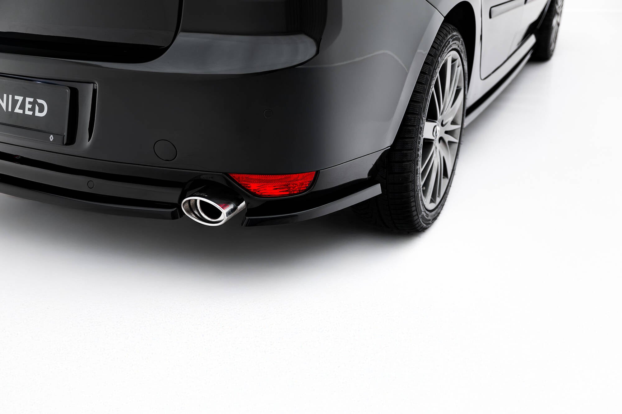 Maxton Design - Heck Ansatz Flaps Diffusor für Renault Laguna Hatchback GT Mk3 - Aerowerk.