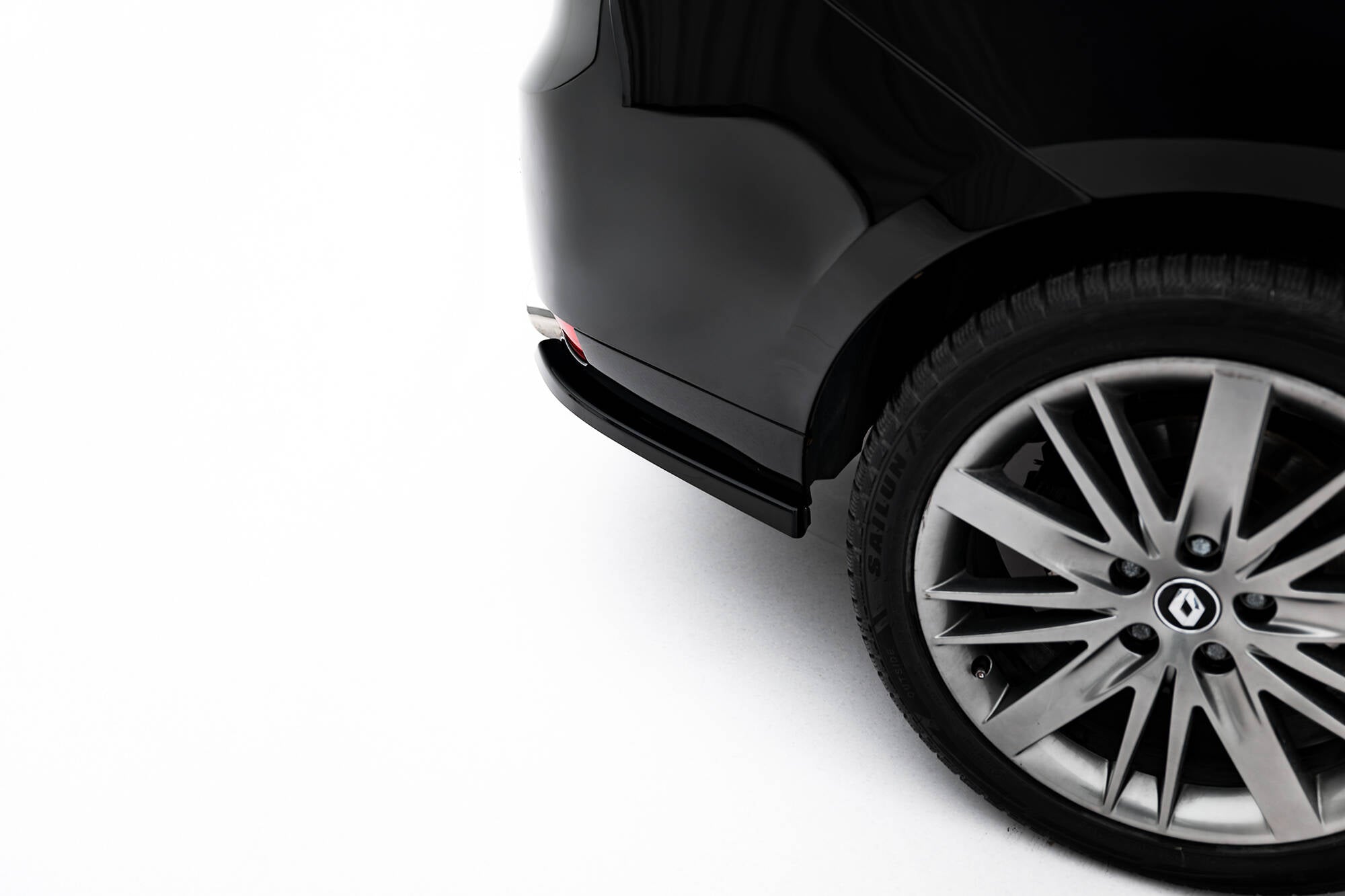 Maxton Design - Heck Ansatz Flaps Diffusor für Renault Laguna Hatchback GT Mk3 - Aerowerk.