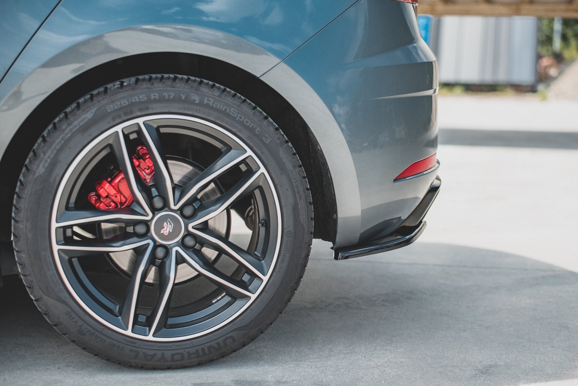 Maxton Design - Heck Ansatz Flaps Diffusor für SEAT Leon Mk3 FR Facelift - Aerowerk.