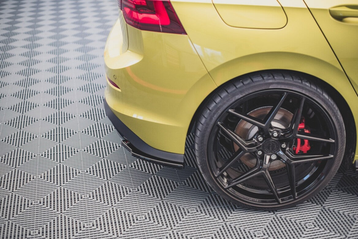 Heck Ansatz Flaps Diffusor V.2 für VW Golf 8 GTI Clubsport - Aerowerk.