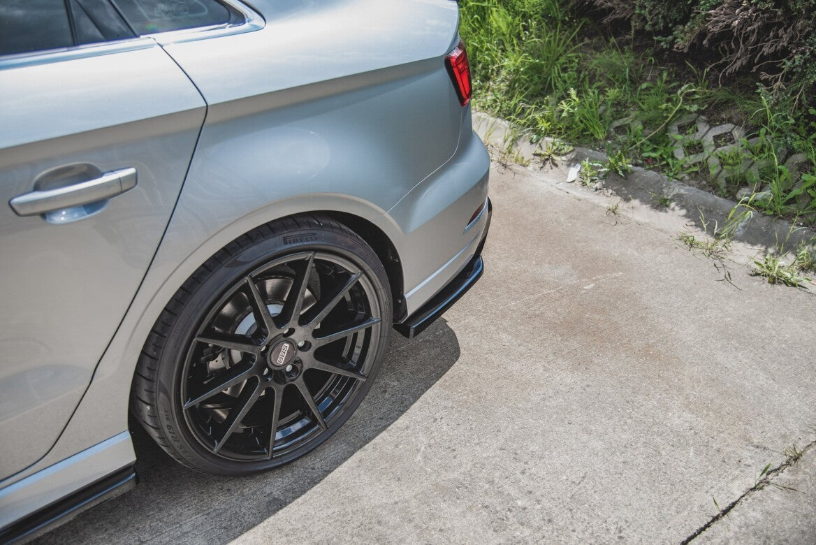 Heck Ansatz Flaps Diffusor V.2 für Audi S3 Limousine 8V Facelift