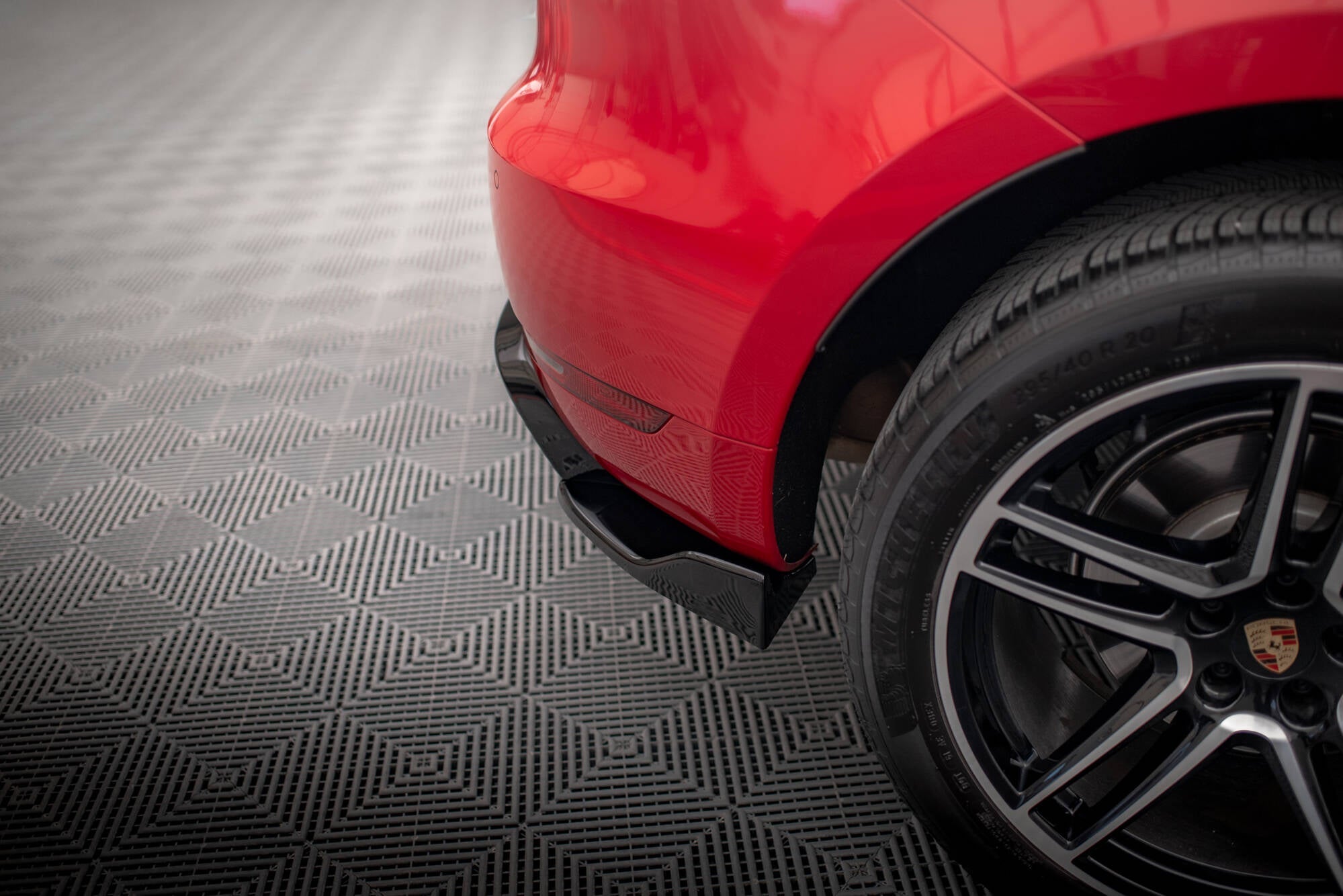 Maxton Design - Heck Ansatz Flaps Diffusor V2 für Porsche Macan Mk1 - Aerowerk.