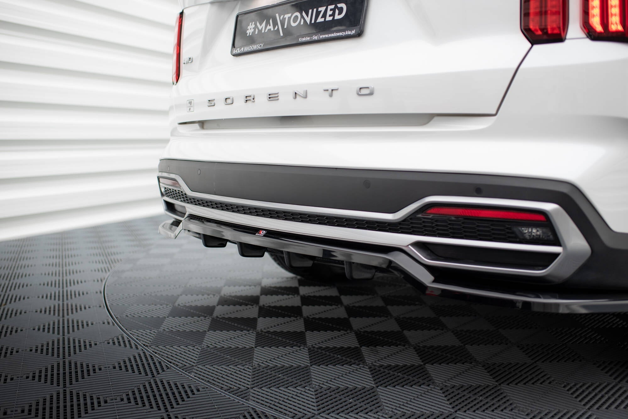 Maxton Design - Mittlerer Cup Diffusor DTM Look Heck Ansatz für Kia Sorento Mk4 - Aerowerk.