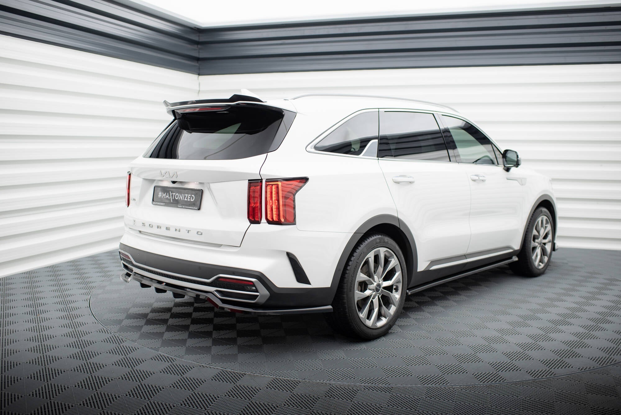 Maxton Design - Mittlerer Cup Diffusor DTM Look Heck Ansatz für Kia Sorento Mk4 - Aerowerk.